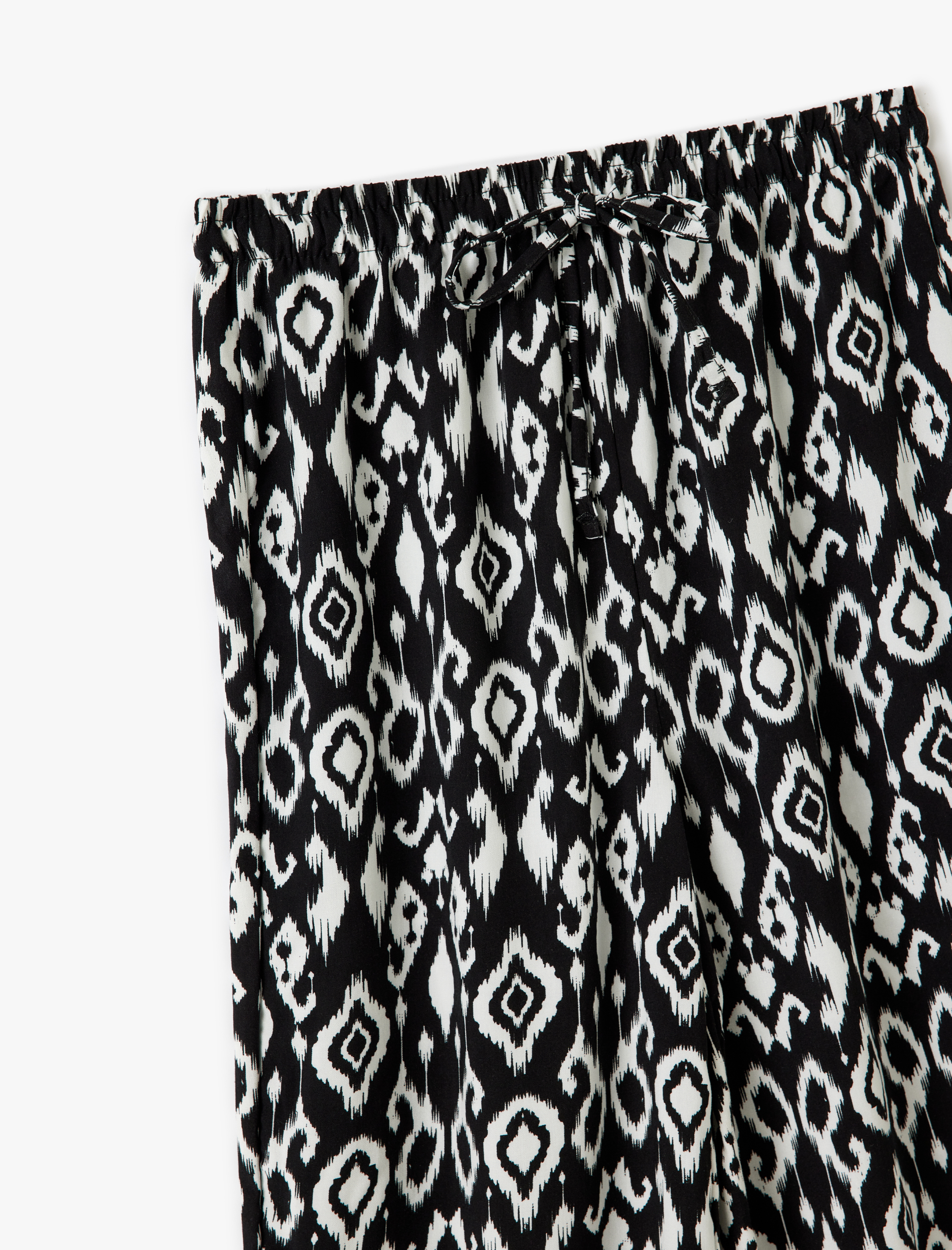   Etnik Desenli Beli Bağcıklı Viskon Geniş Paça Pantolon