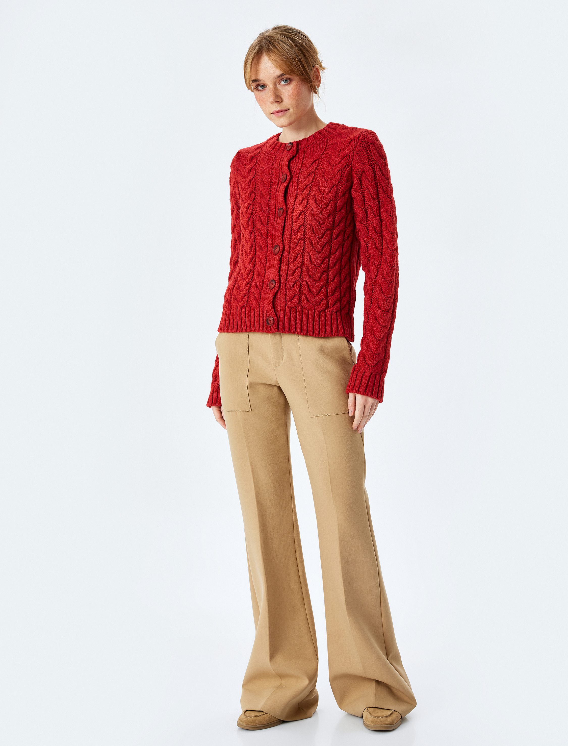   Düğmeli Uzun Kollu Bisiklet Yaka Saç Örgü Kadın Hırka