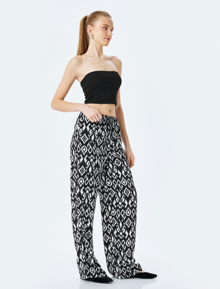  Etnik Desenli Beli Bağcıklı Viskon Geniş Paça Pantolon