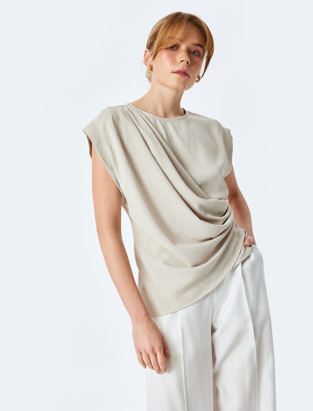 Drape Detaylı Bisiklet Yaka Asimetrik Kruvaze Bluz_0