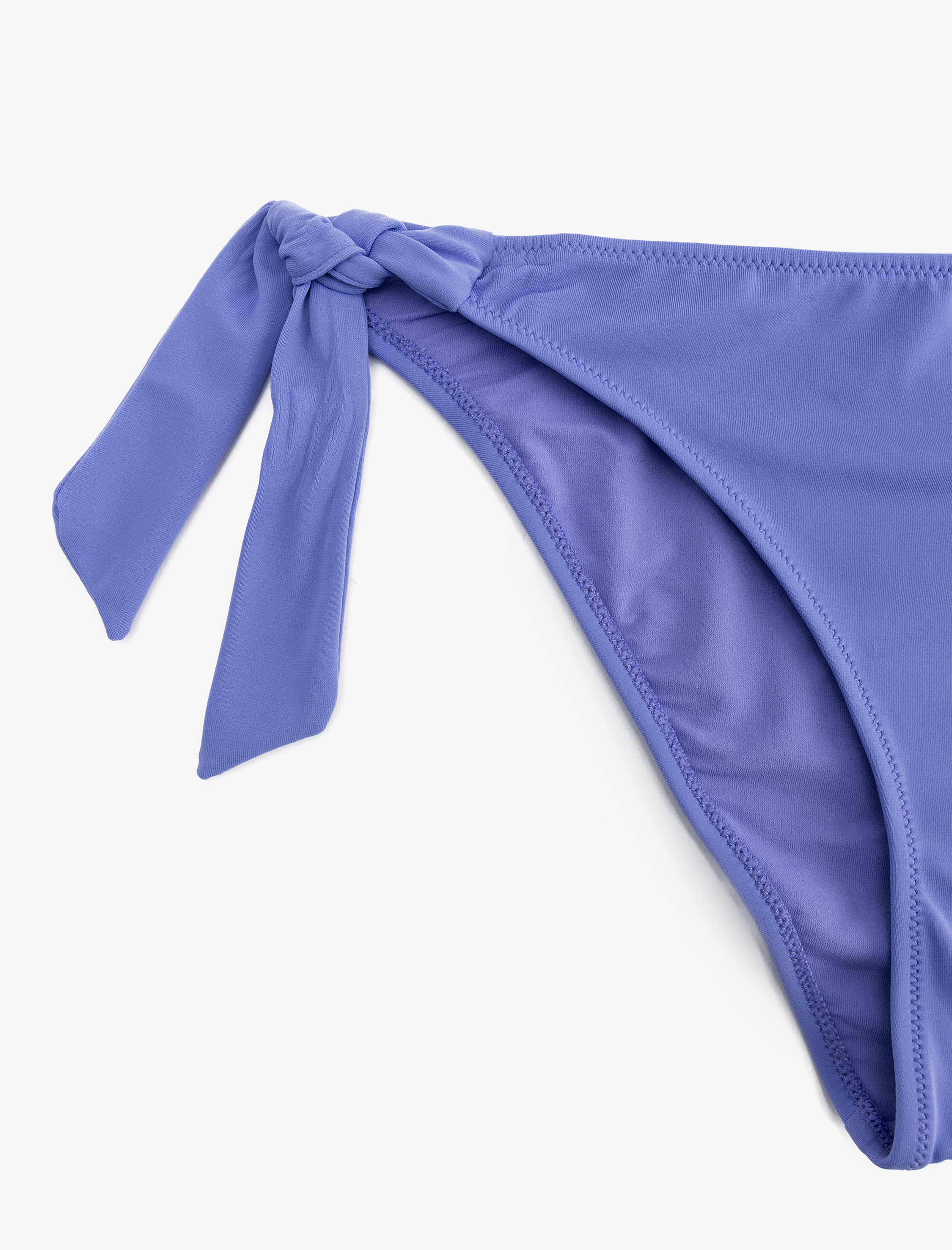   Fiyonklu Yanları Bağlama Detaylı Bikini Altı