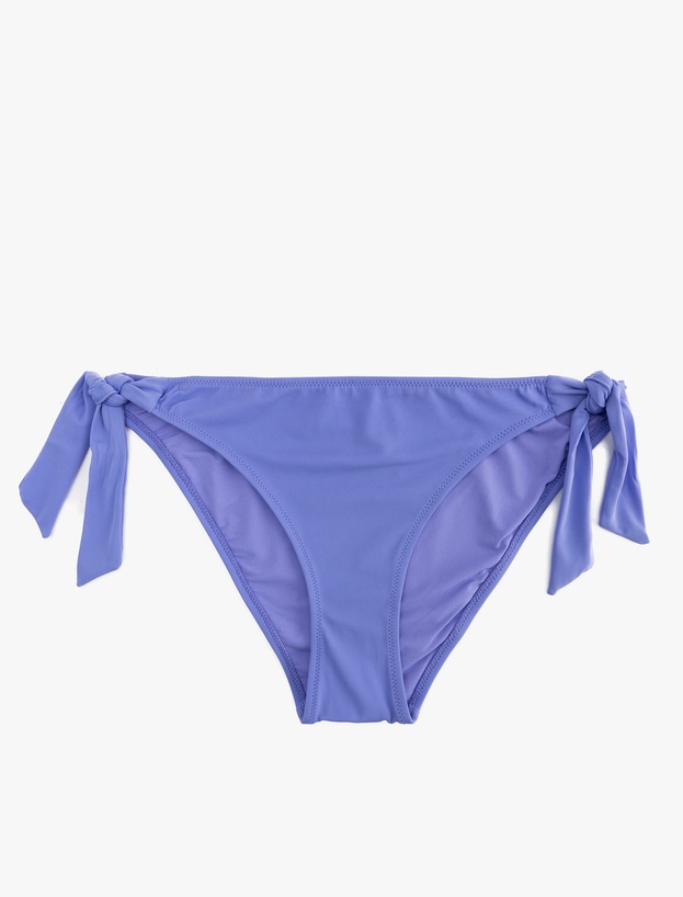 Fiyonklu Yanları Bağlama Detaylı Bikini Altı_0
