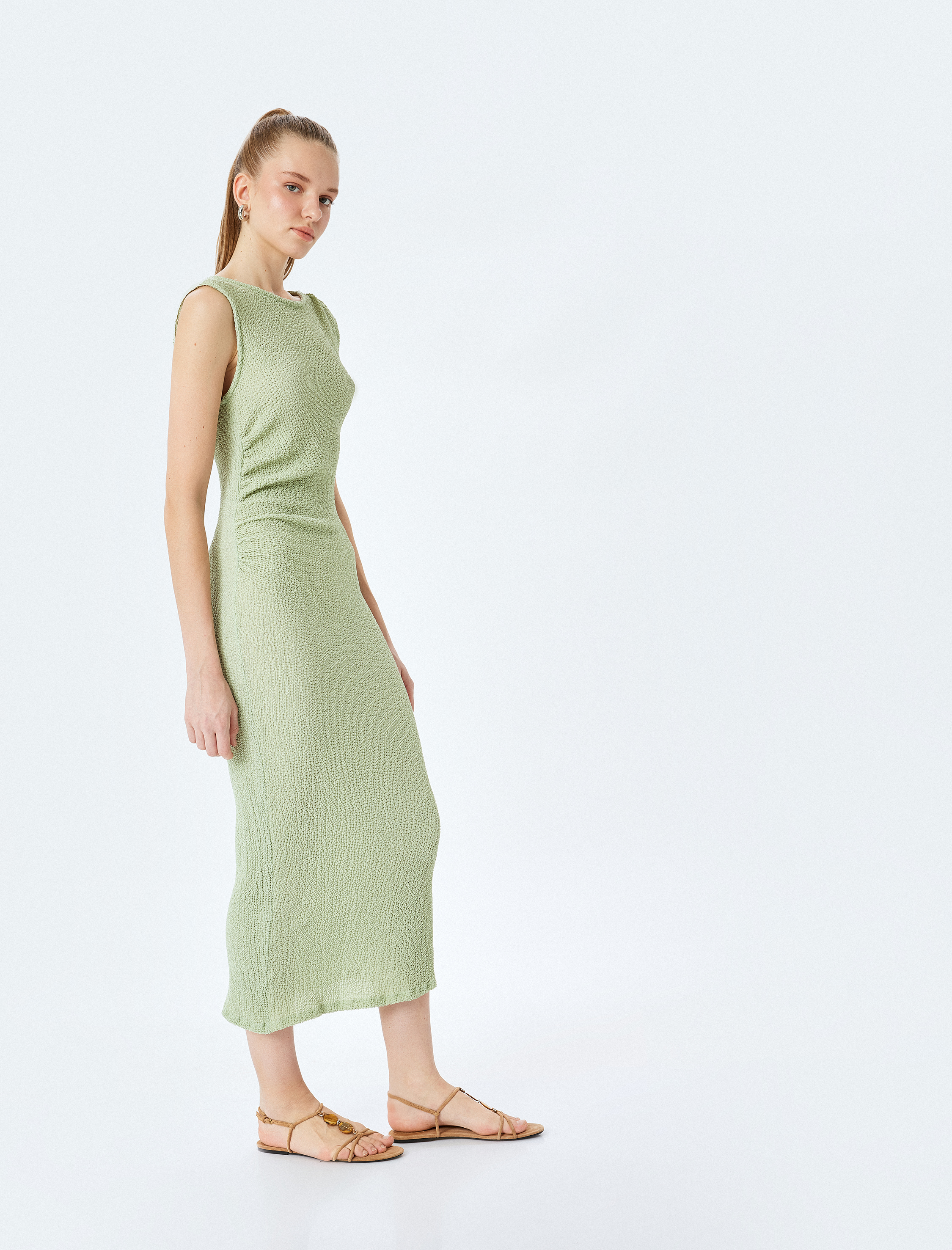   Bisiklet Yaka Kolsuz Slim Fit Dokulu Drapeli Uzun Elbise Bürümcük