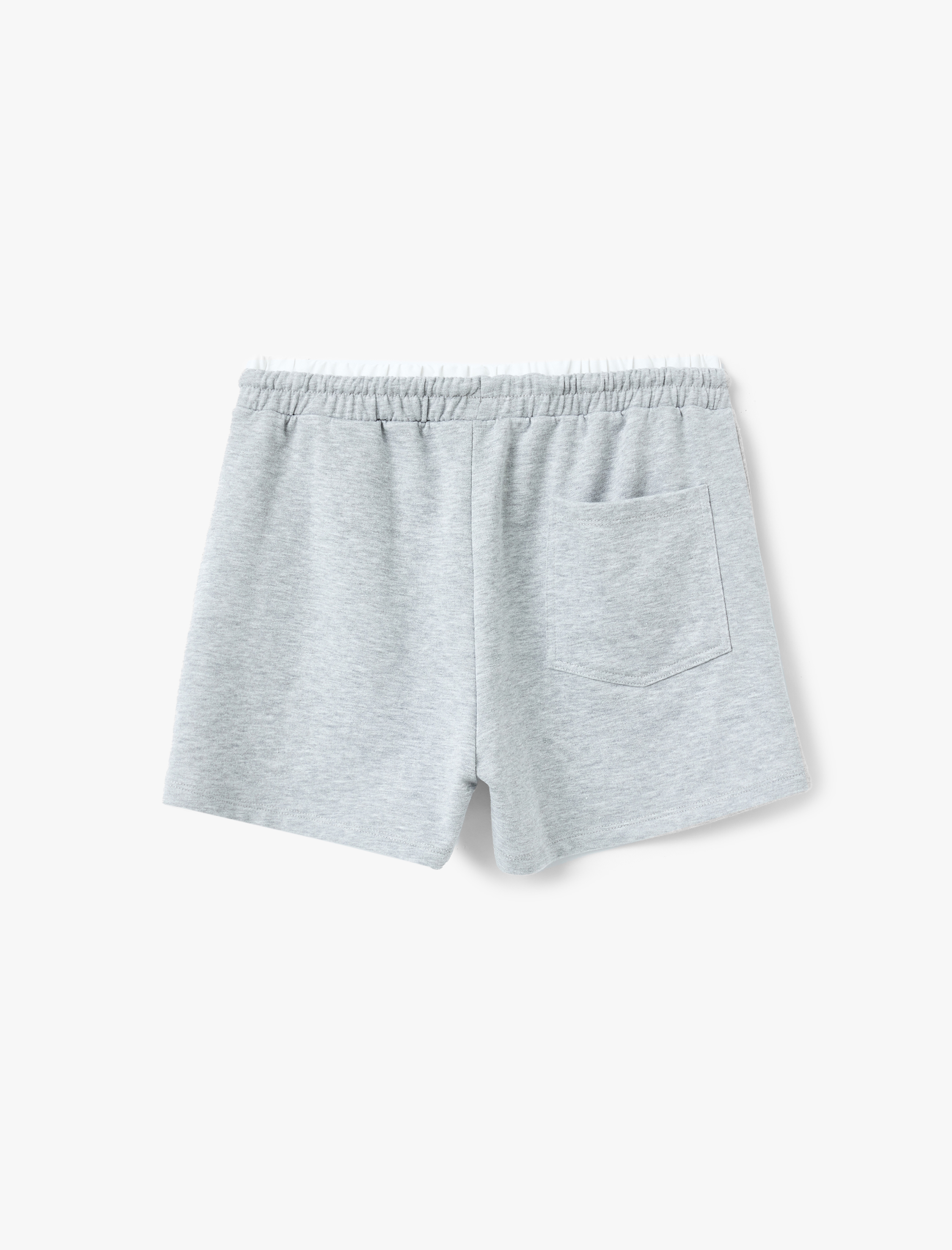   Çift Bel Detaylı Bağcıklı Etiket Baskılı Cepli Mini Spor Şort