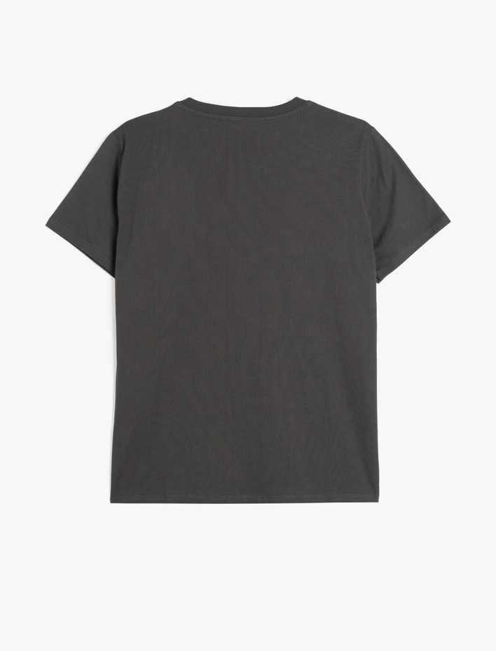  Kısa Kollu Bisiklet Yaka Pamuklu Baskılı Kadın Tişört