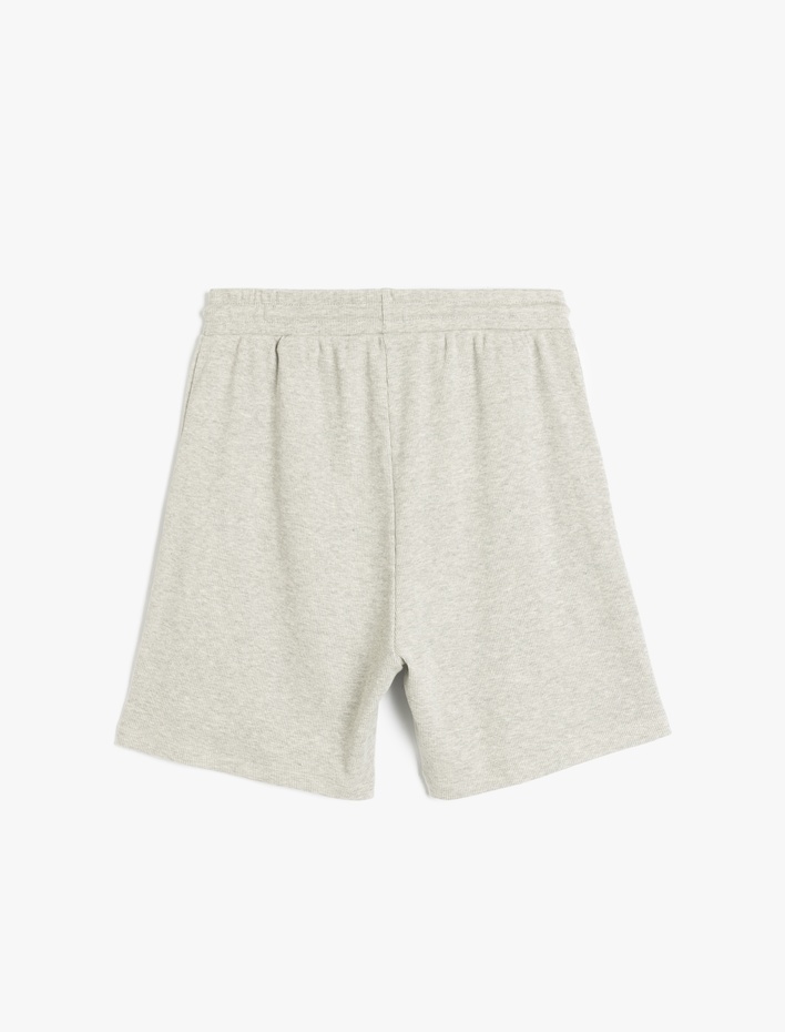  Pamuk Karışımlı Cep Detaylı Beli Bağcıklı Şort