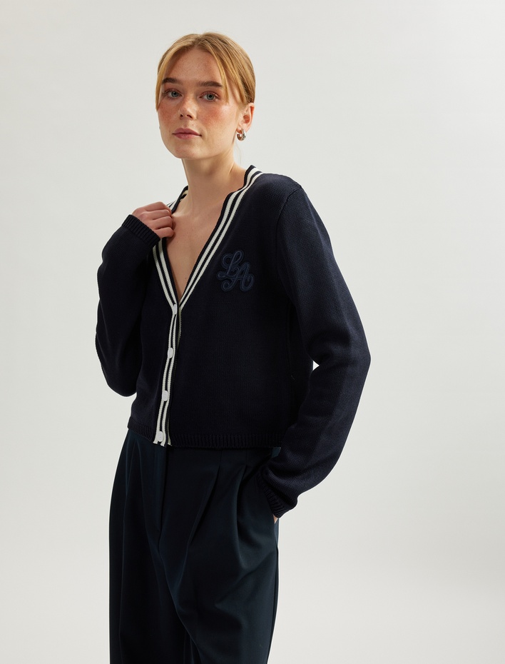  Düğmeli V Yaka Uzun Kollu Kadın Triko Hırka