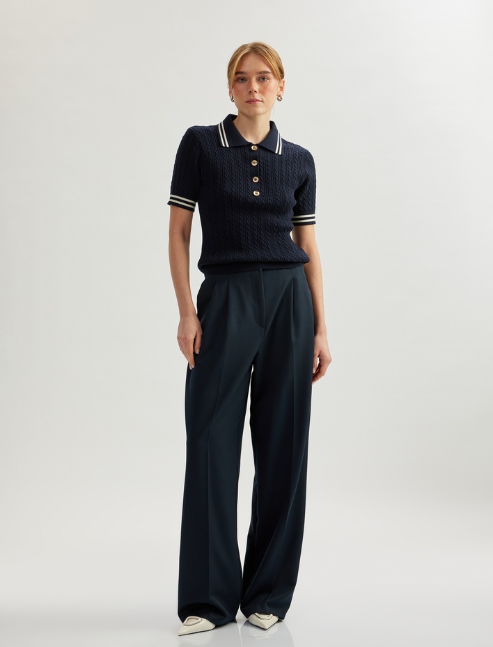  Yarım Düğme Detaylı Kısa Kollu  İnce Triko Kadın Polo Yaka Kazak