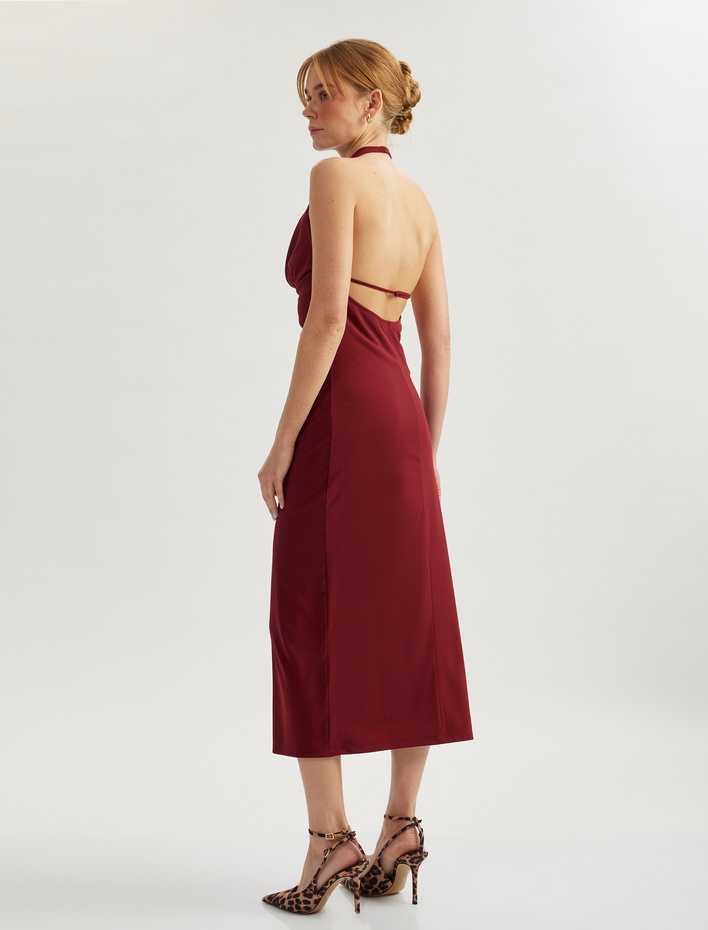  Kolsuz Slim Fit Midi Boy Degaje Yaka Dekolte Elbise