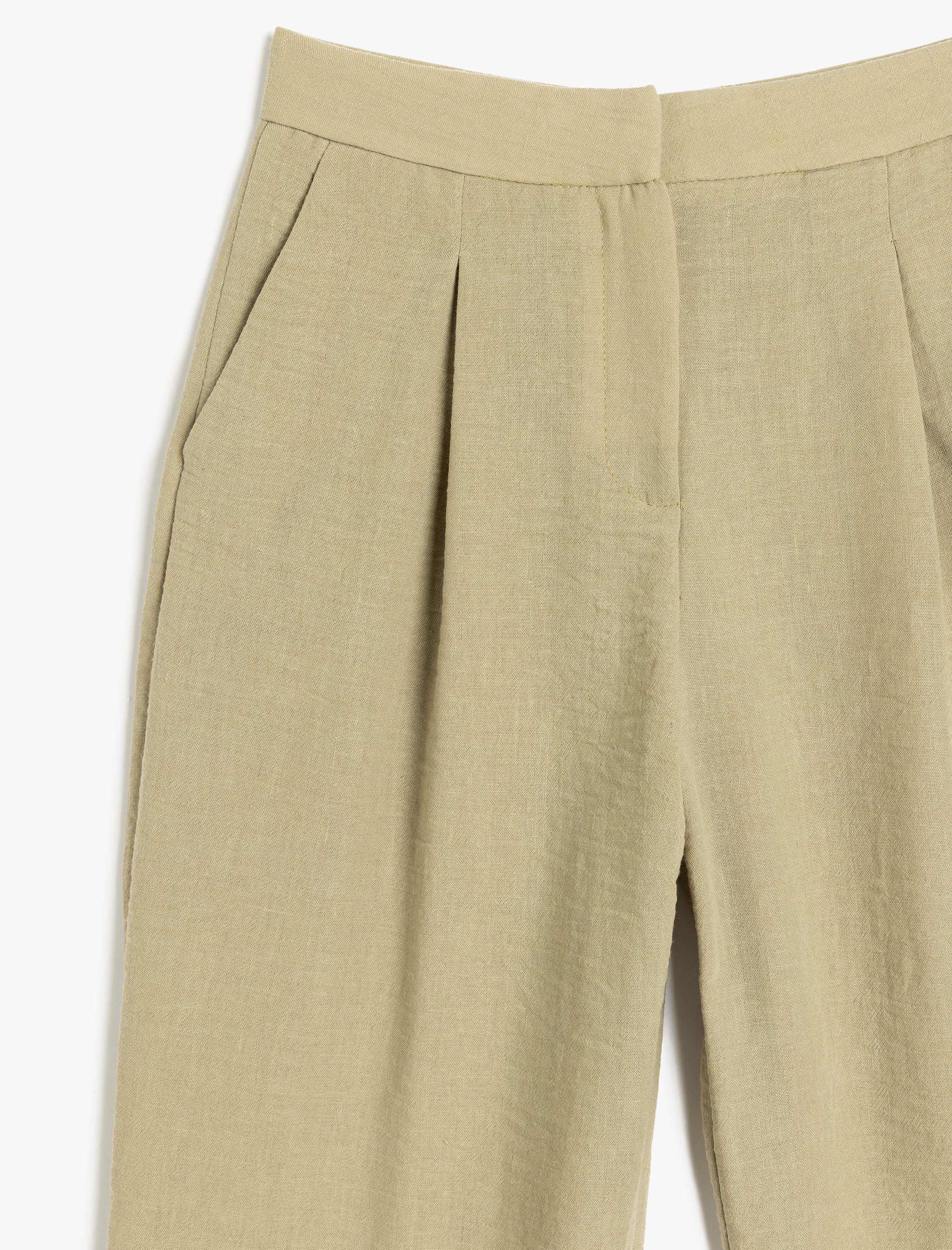 Keten Görünümlü Pile Detaylı Cepli Havuç Kesim Kumaş Pantolon