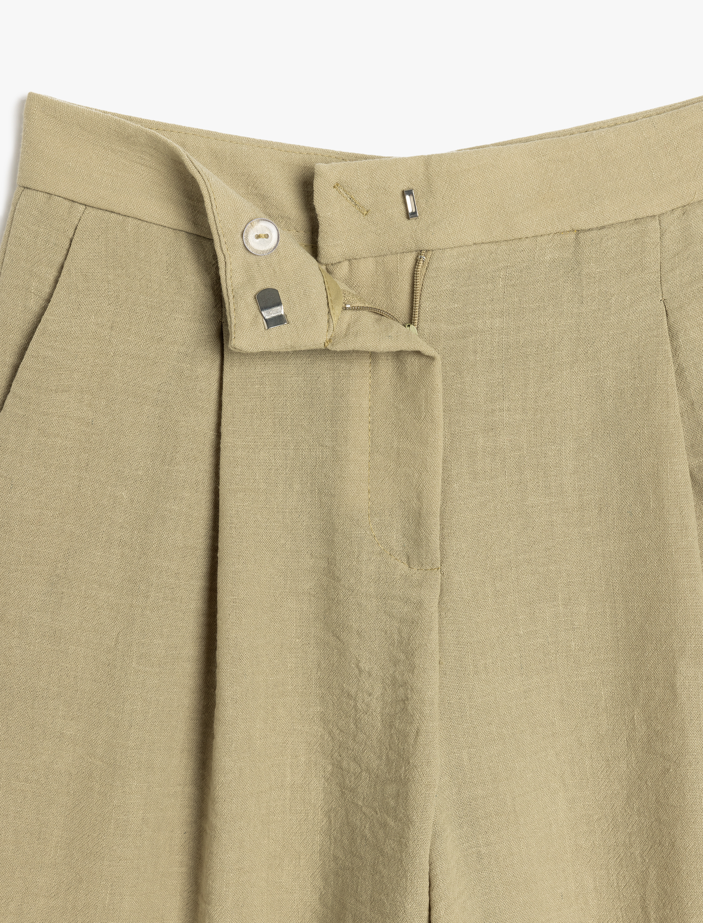 Keten Görünümlü Pile Detaylı Cepli Havuç Kesim Kumaş Pantolon