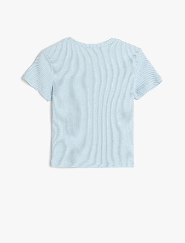 Kız Çocuk Kelebek Nakış Detaylı Bisiklet Yaka Ribanalı Pamuklu Crop Tişört