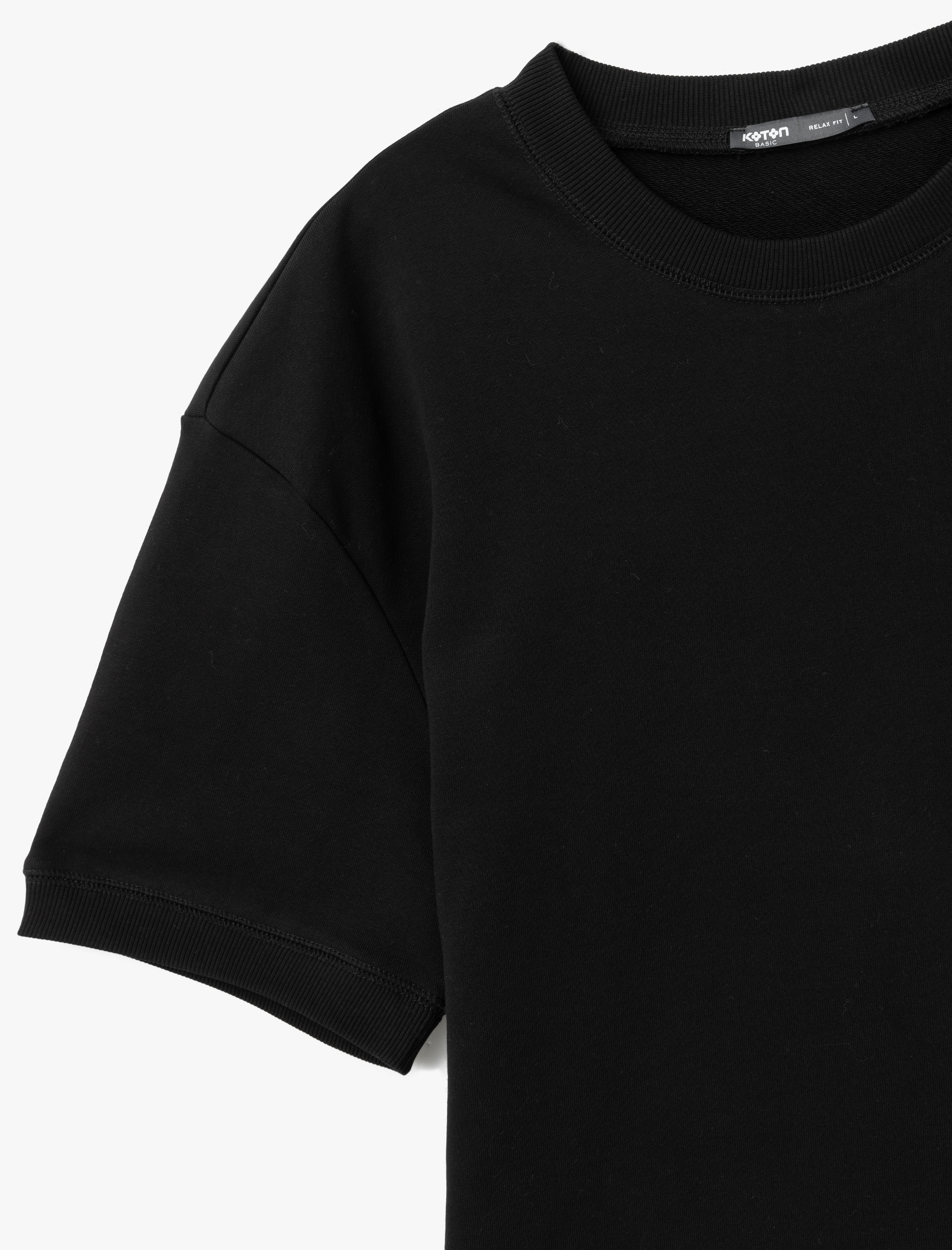   Kısa Kollu Bisiklet Yaka Pamuklu Tok Kumaş Basic Oversize Tişört