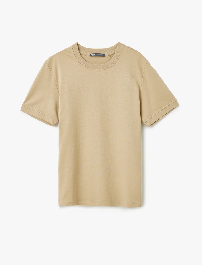  Kısa Kollu Pamuklu Tok Kumaş Bisiklet Yaka Dikiş Detaylı Oversize Tişört