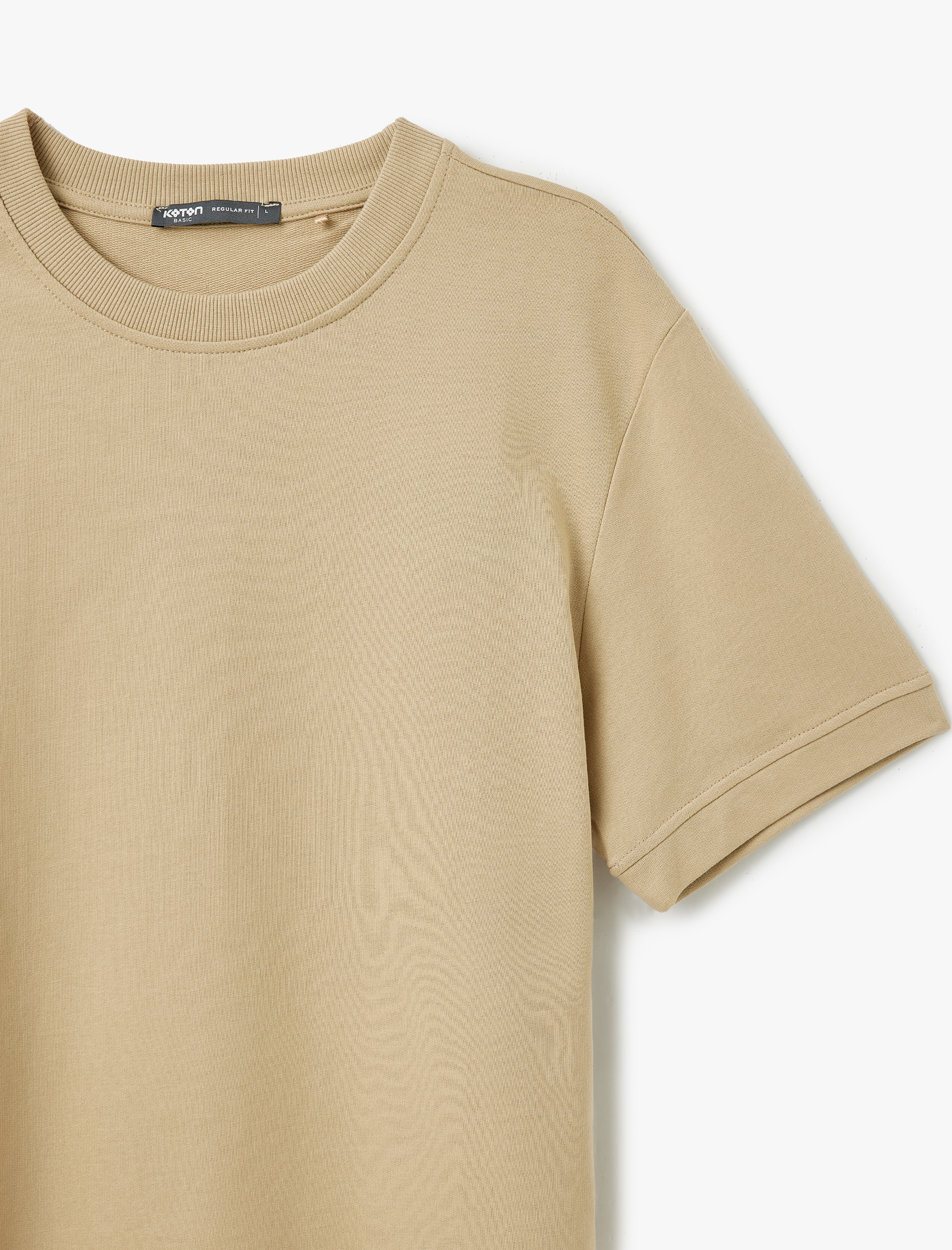   Kısa Kollu Pamuklu Tok Kumaş Bisiklet Yaka Dikiş Detaylı Oversize Tişört