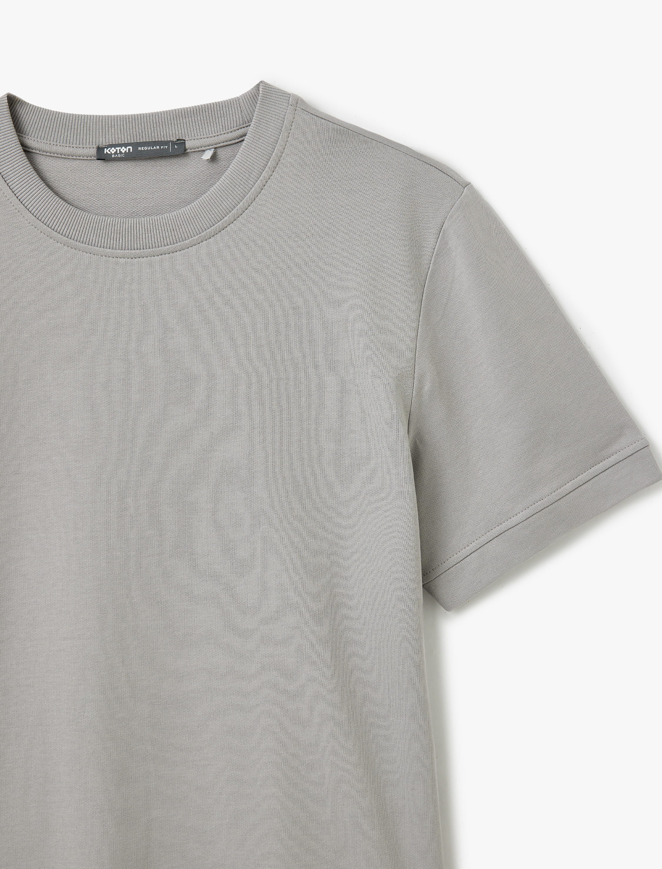   Kısa Kollu Pamuklu Tok Kumaş Bisiklet Yaka Dikiş Detaylı Oversize Tişört