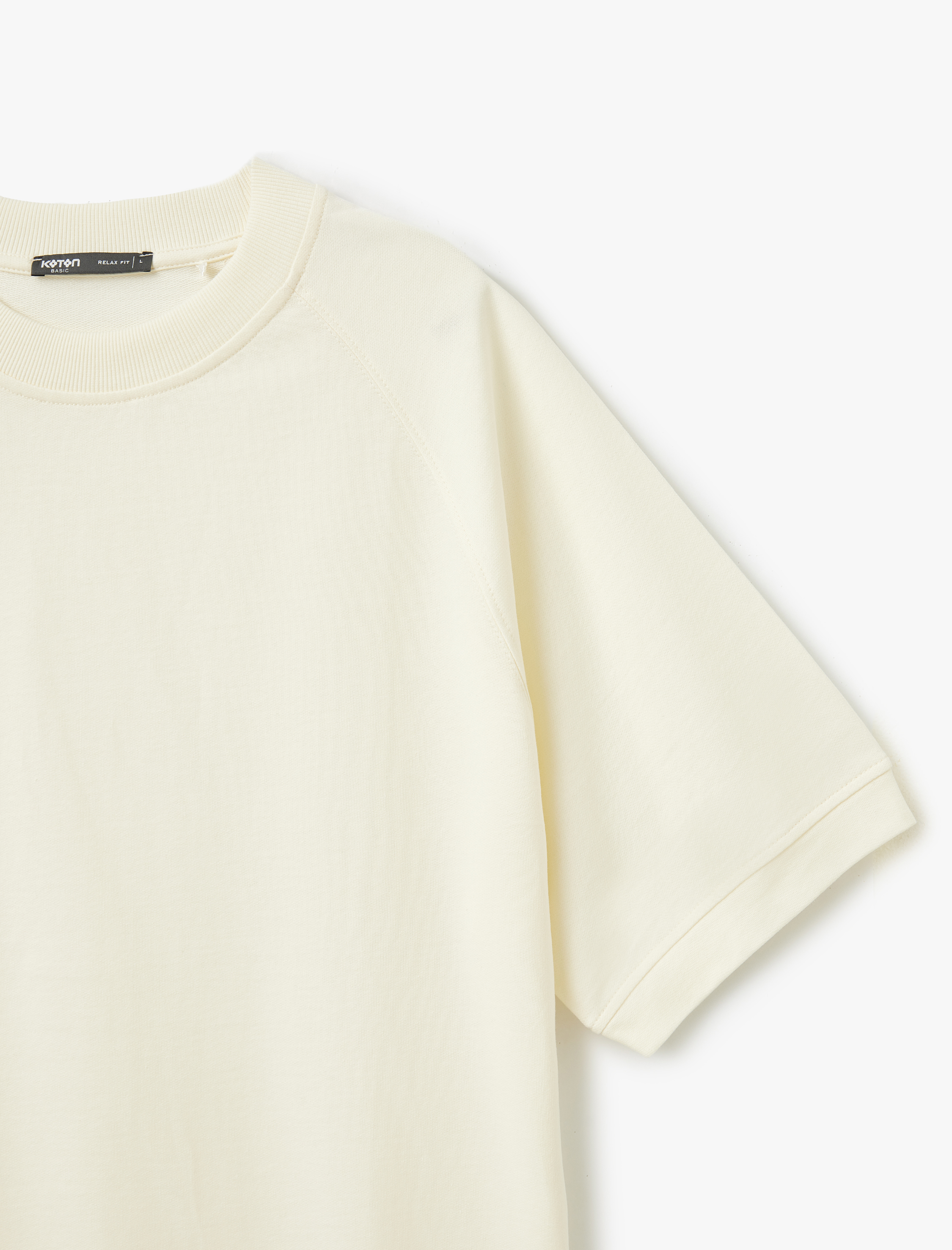   Kısa Kollu Pamuklu Tok Kumaş Bisiklet Yaka Oversize Tişört