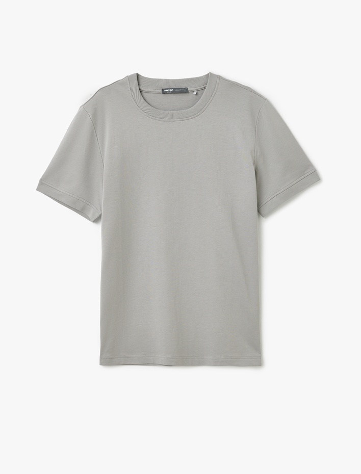  Kısa Kollu Pamuklu Tok Kumaş Bisiklet Yaka Dikiş Detaylı Oversize Tişört