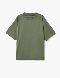 Kısa Kollu Pamuklu Tok Kumaş Bisiklet Yaka Oversize Tişört