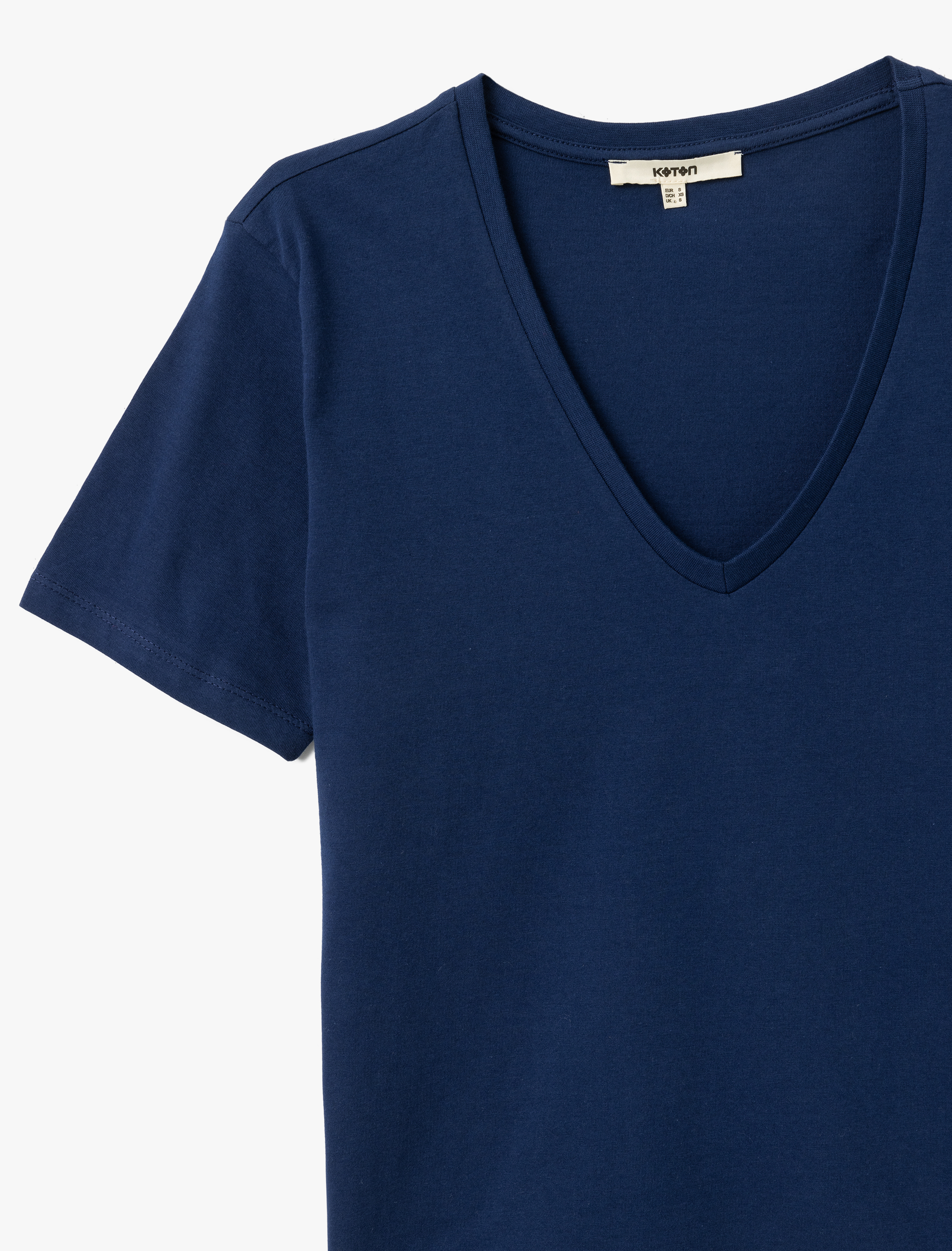   Pamuklu Kısa Kollu Derin V Yaka Tişört