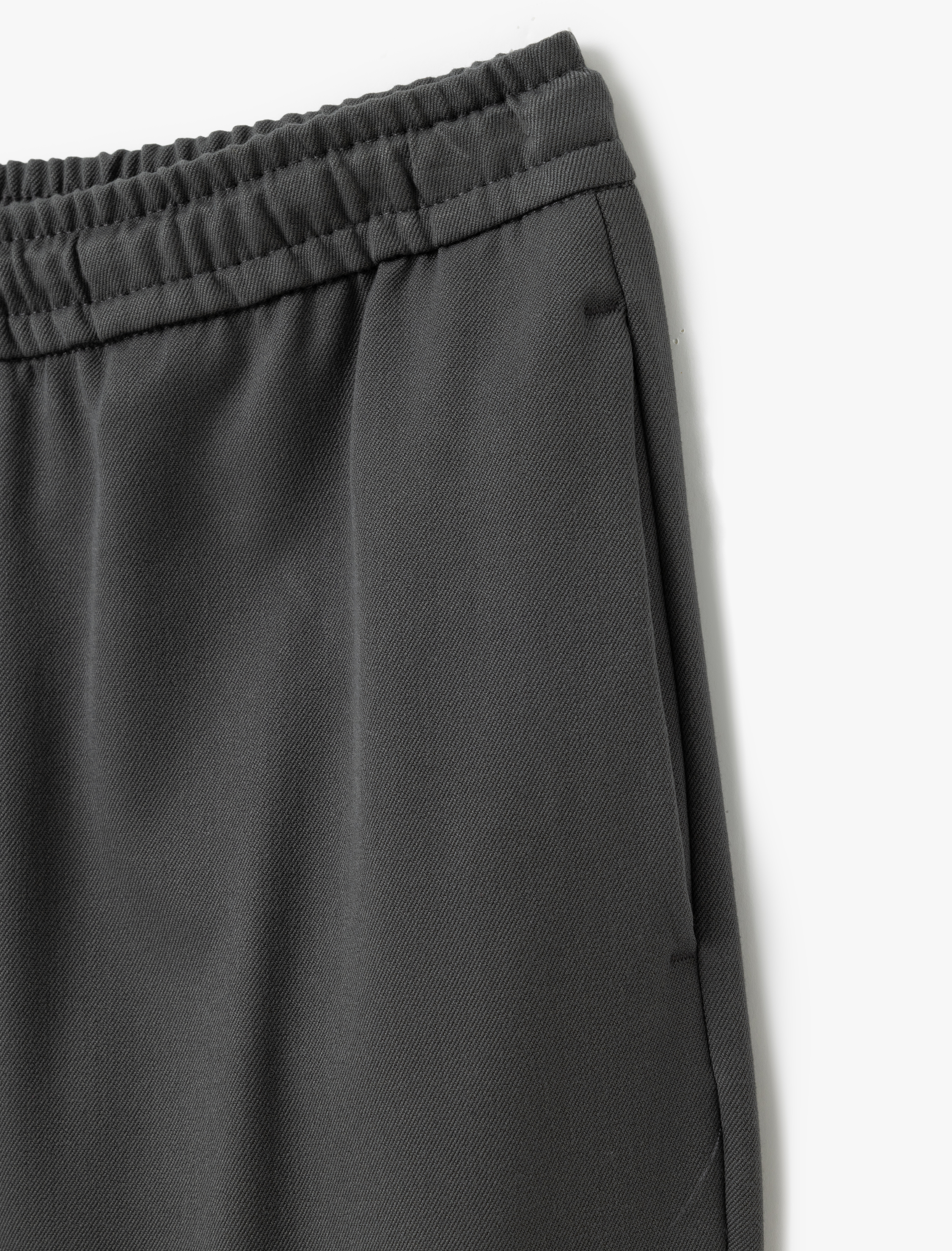   Viskon Karışımlı Cep Detaylı Beli Bağcıklı Pantolon