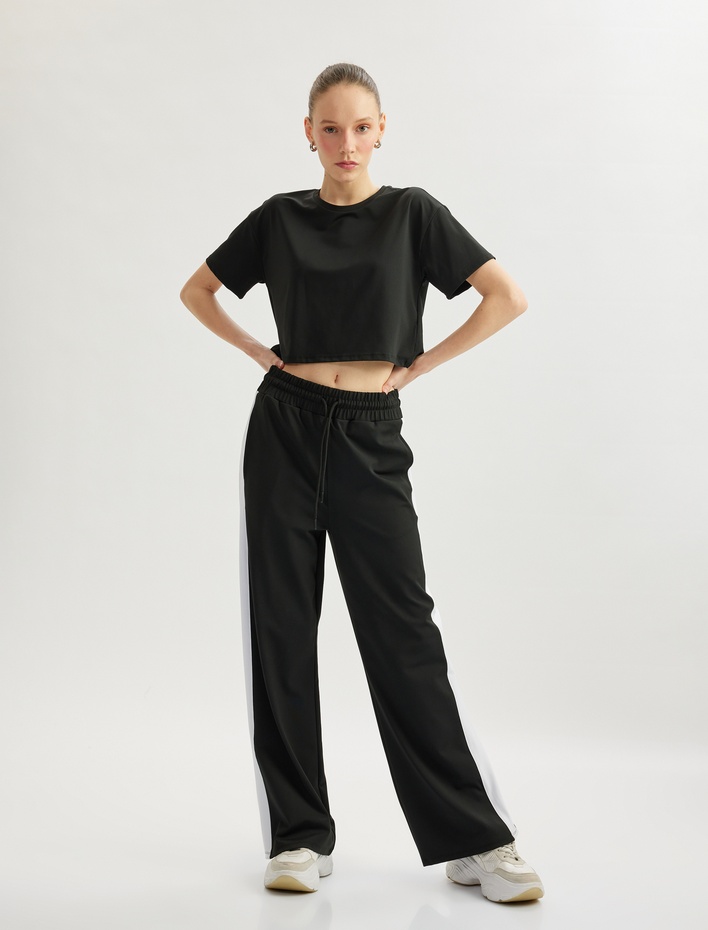  Kısa Kollu Bisiklet Yaka Rahat Kalıp Crop Spor Tişört