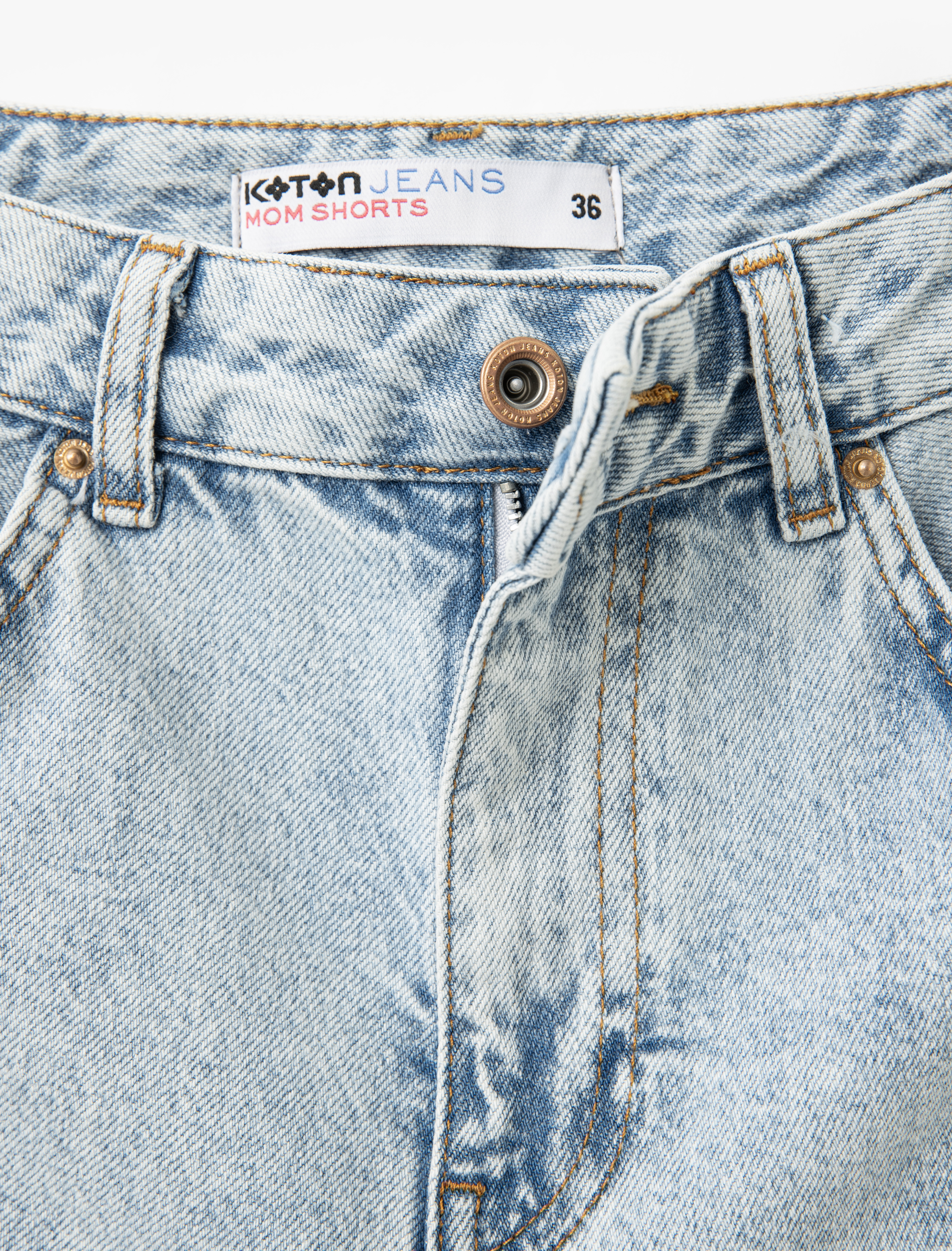   Düğmeli Pis Paça Cep Detaylı Rahat Kalıp Denim Şort