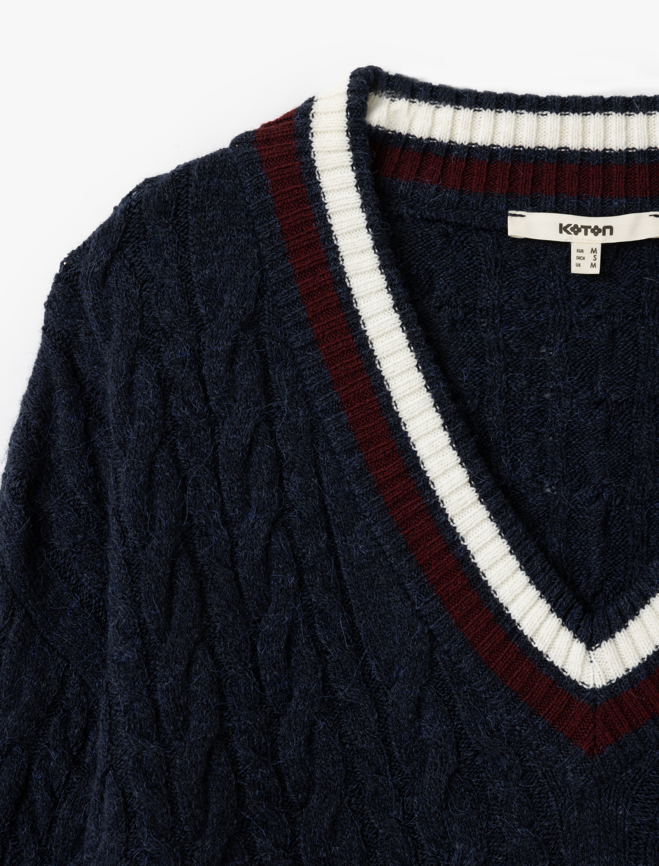 Uzun Kollu Saç Örgü Kadın Oversize V Yaka Kazak