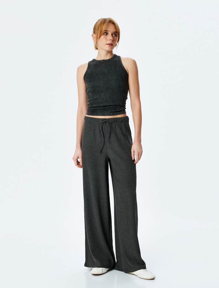  Rahat Kalıp Dokulu Düz Bol Paça Pantolon