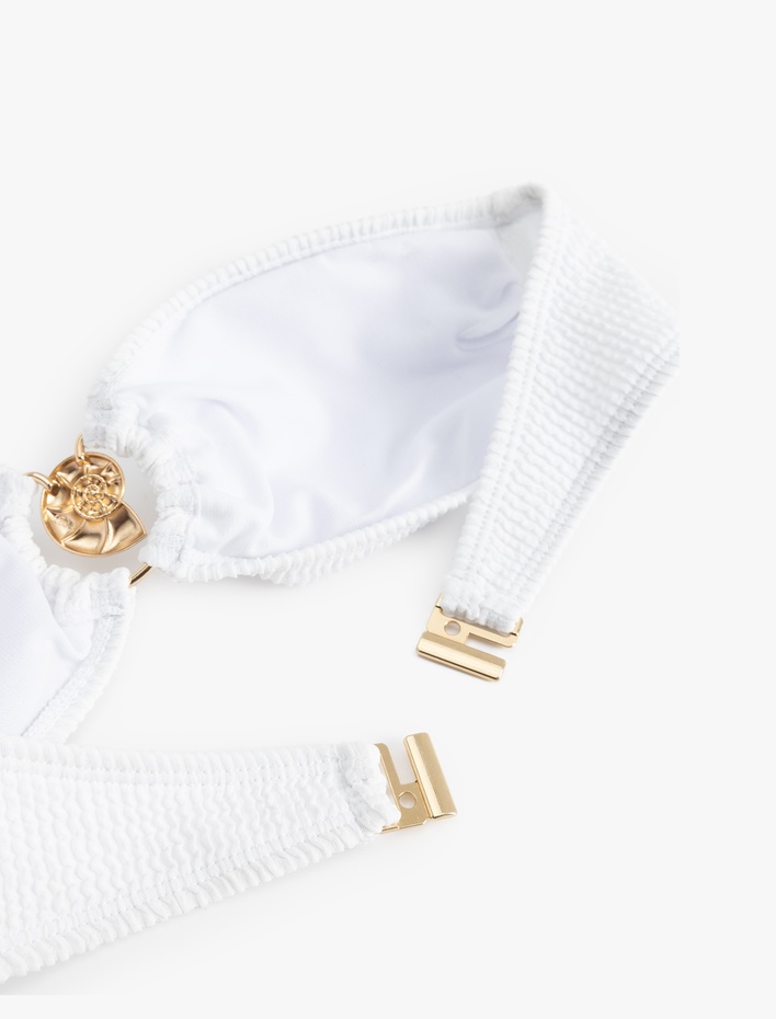  Deniz Kabuğu Aksesuarlı Dokulu Straplez Bikini Üstü