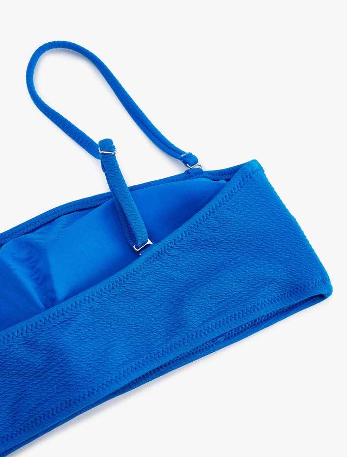  Hafif Dolgulu Straplez Bikini Üstü