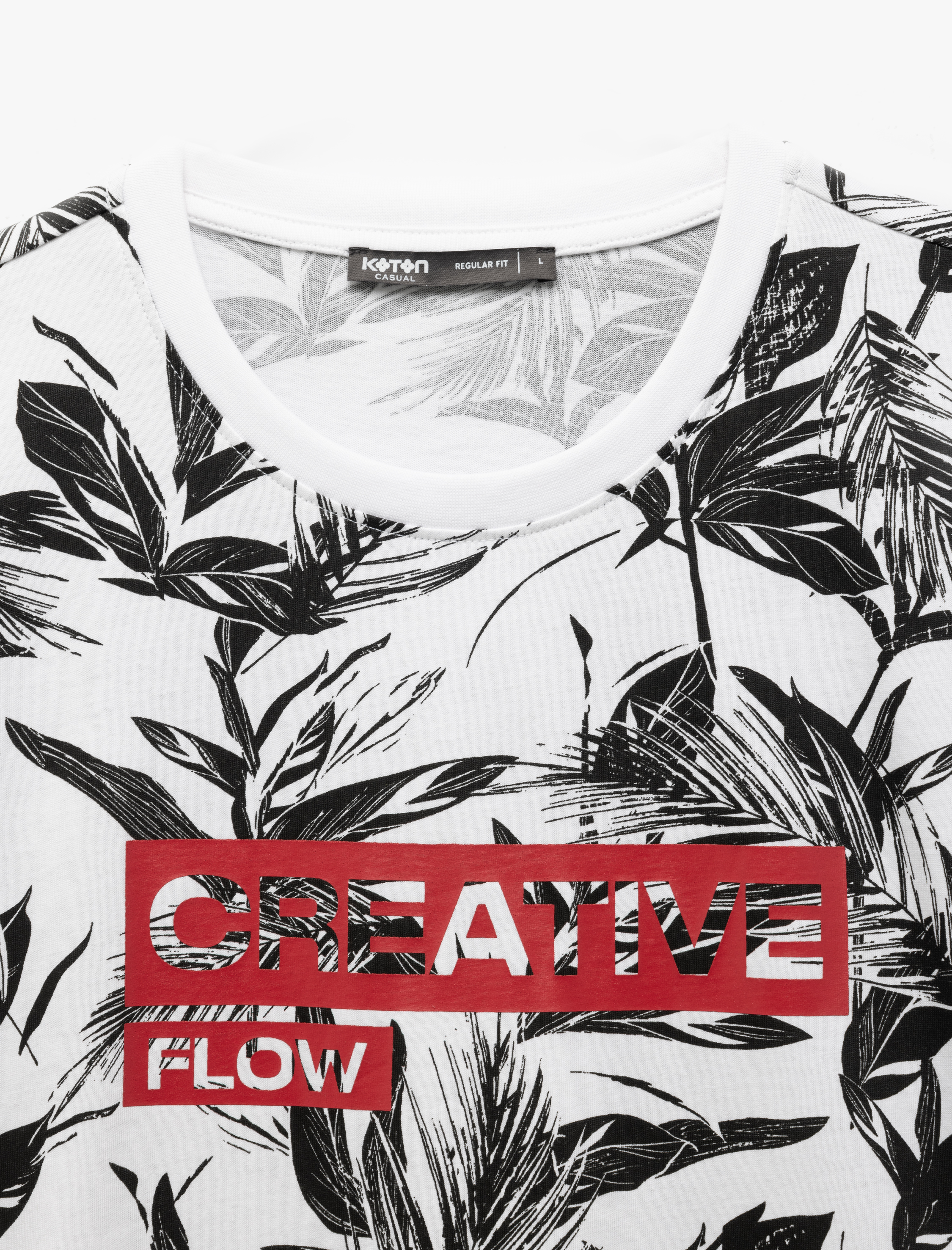   Bisiklet Yaka Pamuklu Regular Fit Kısa Kollu Yaprak Desenli Tişört