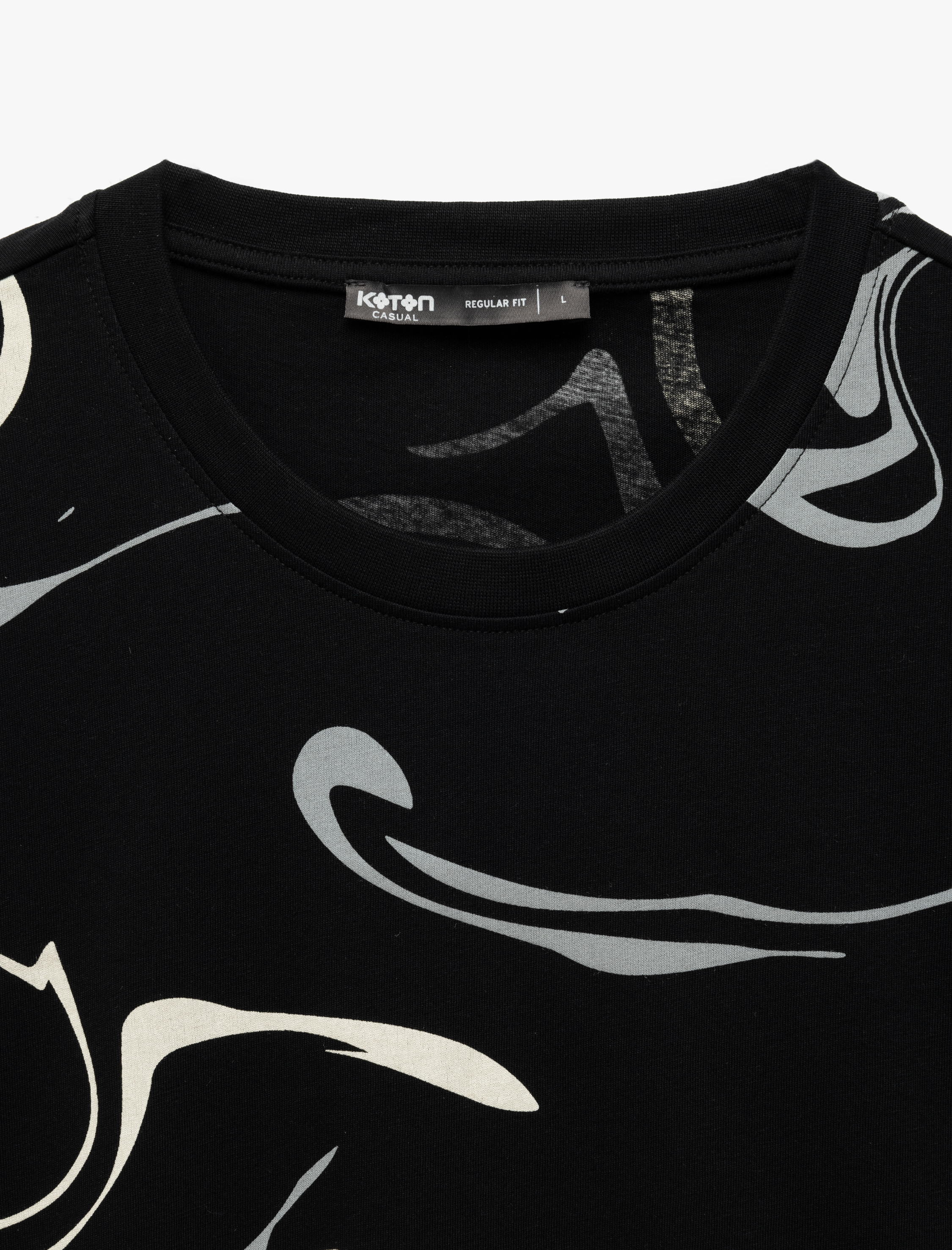   Soyut Desenli Bisiklet Yaka Regular Fit Pamuklu Kısa Kollu Tişört