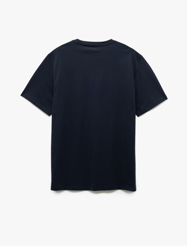  Pamuklu Kısa Kollu Regular Fit Bisiklet Yaka Kolej Baskılı Tişört