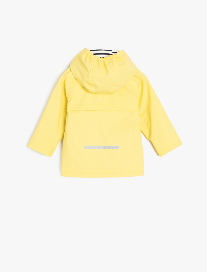 Erkek Bebek Çıtçıt Detaylı Uzun Kollu Kapşonlu Yağmurluk