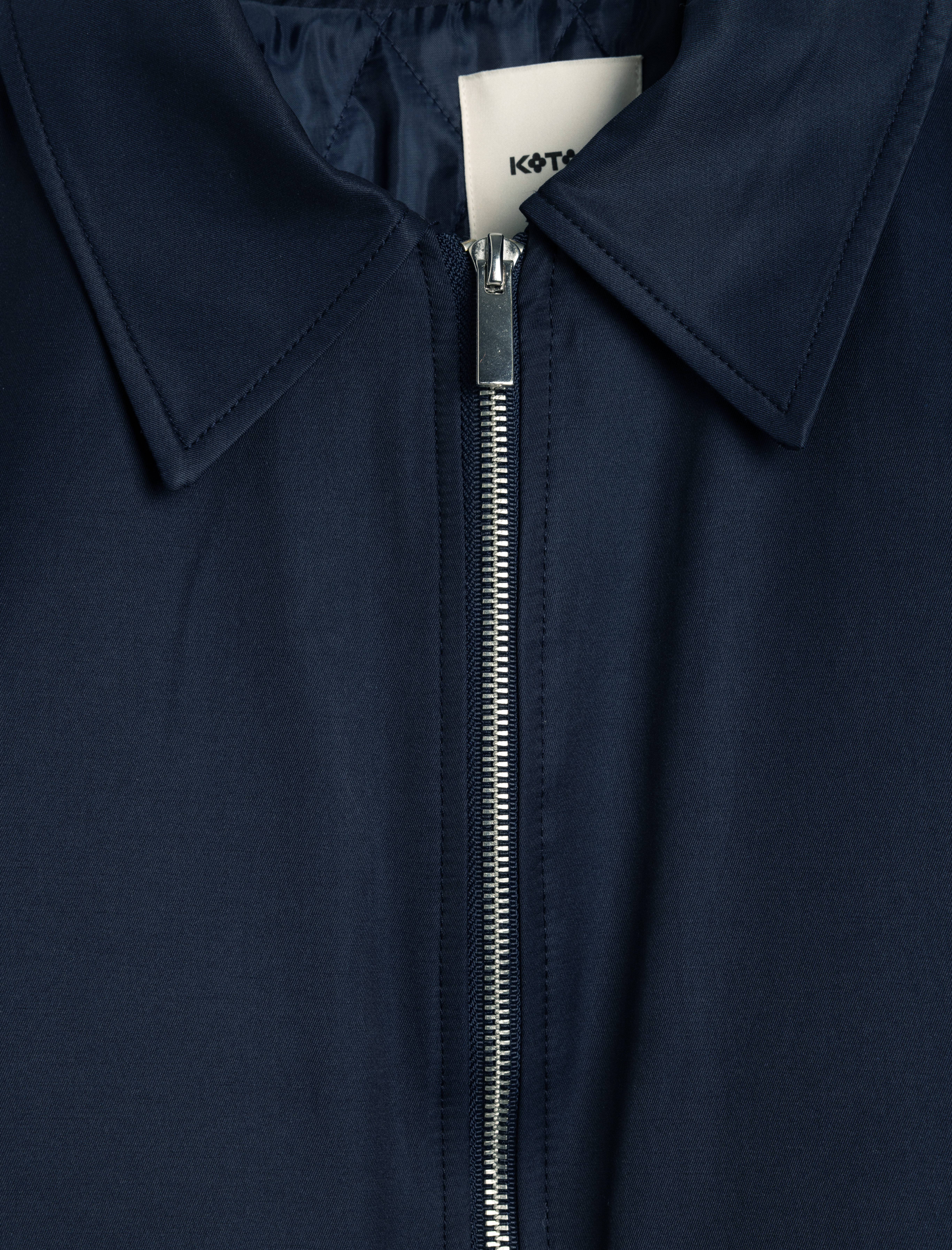   Kapaklı Cep Detaylı Fermuarlı Gabardin Mevsimlik Ceket