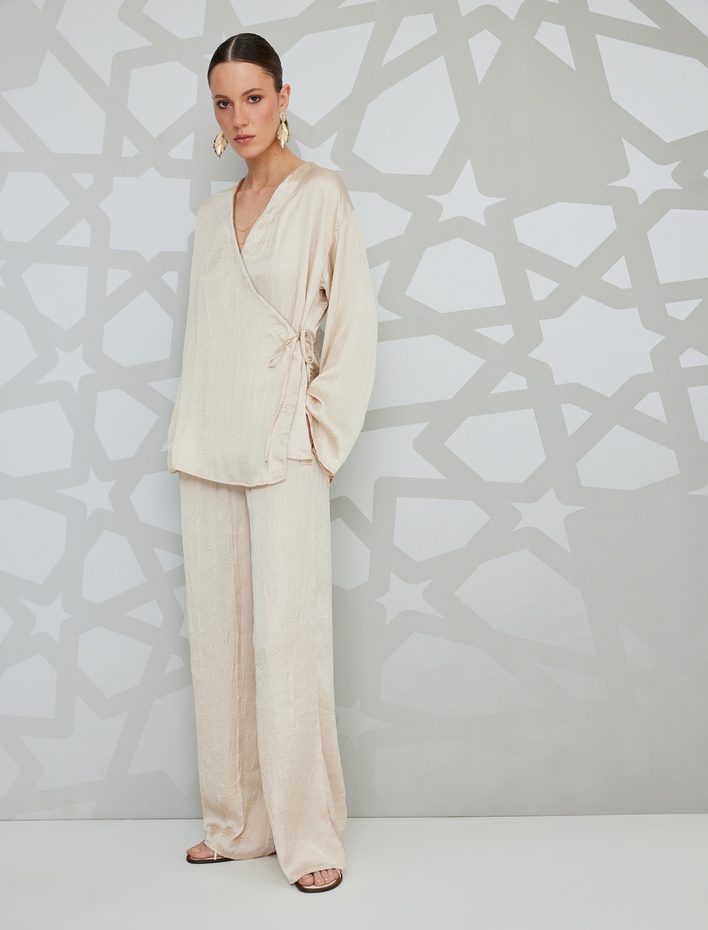  Uzun Kollu Kruvaze Saten Kimono Ceket