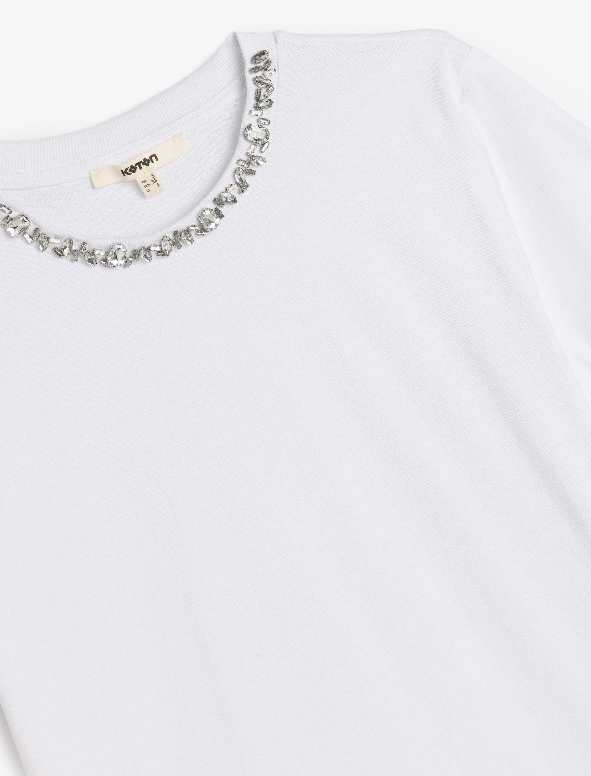   Pamuklu Kısa Kollu Bisiklet Yaka Taşlı Tişört