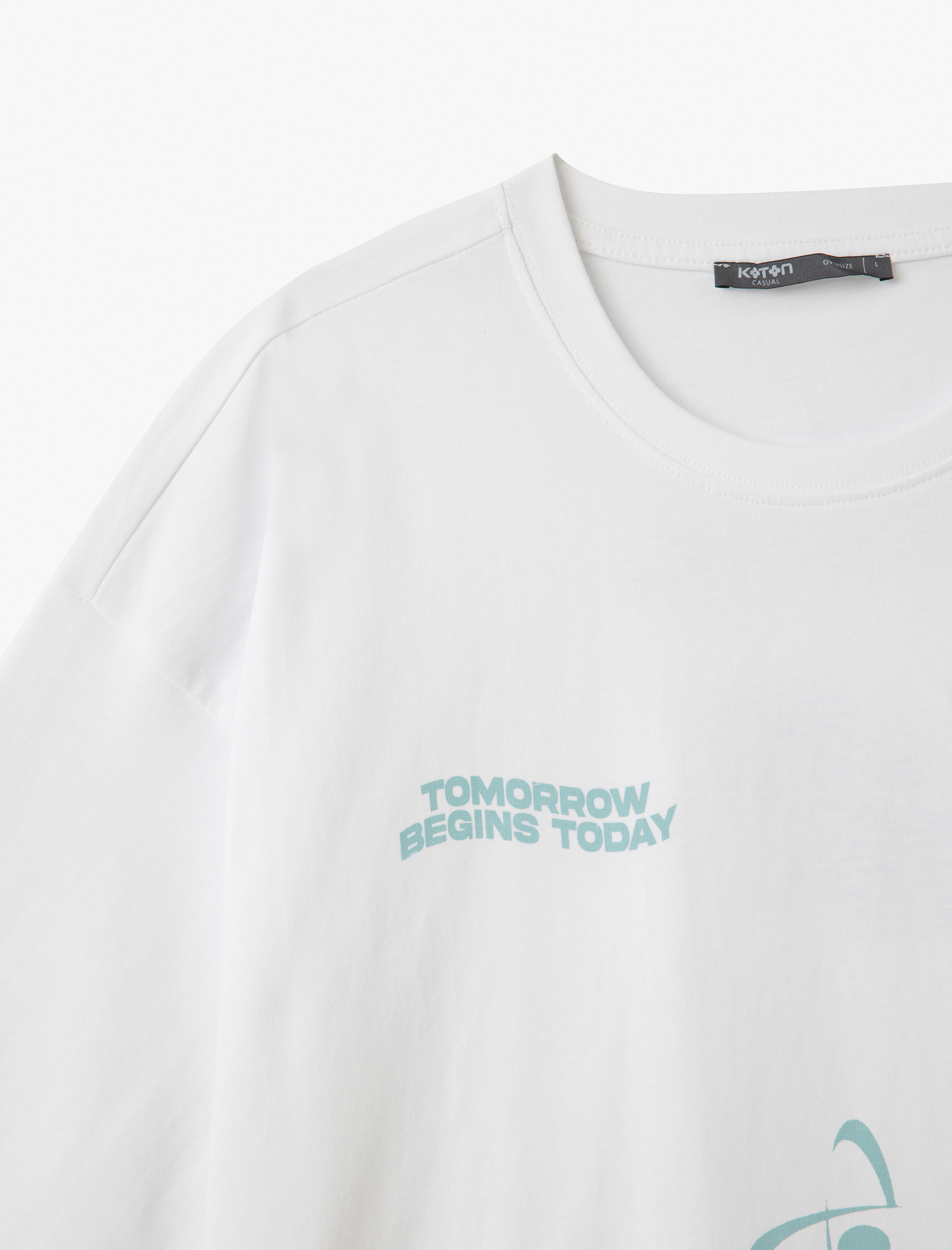   Kısa Kollu Bisiklet Yaka Pamuklu Tok Kumaş Arkası Baskılı Oversize Tişört