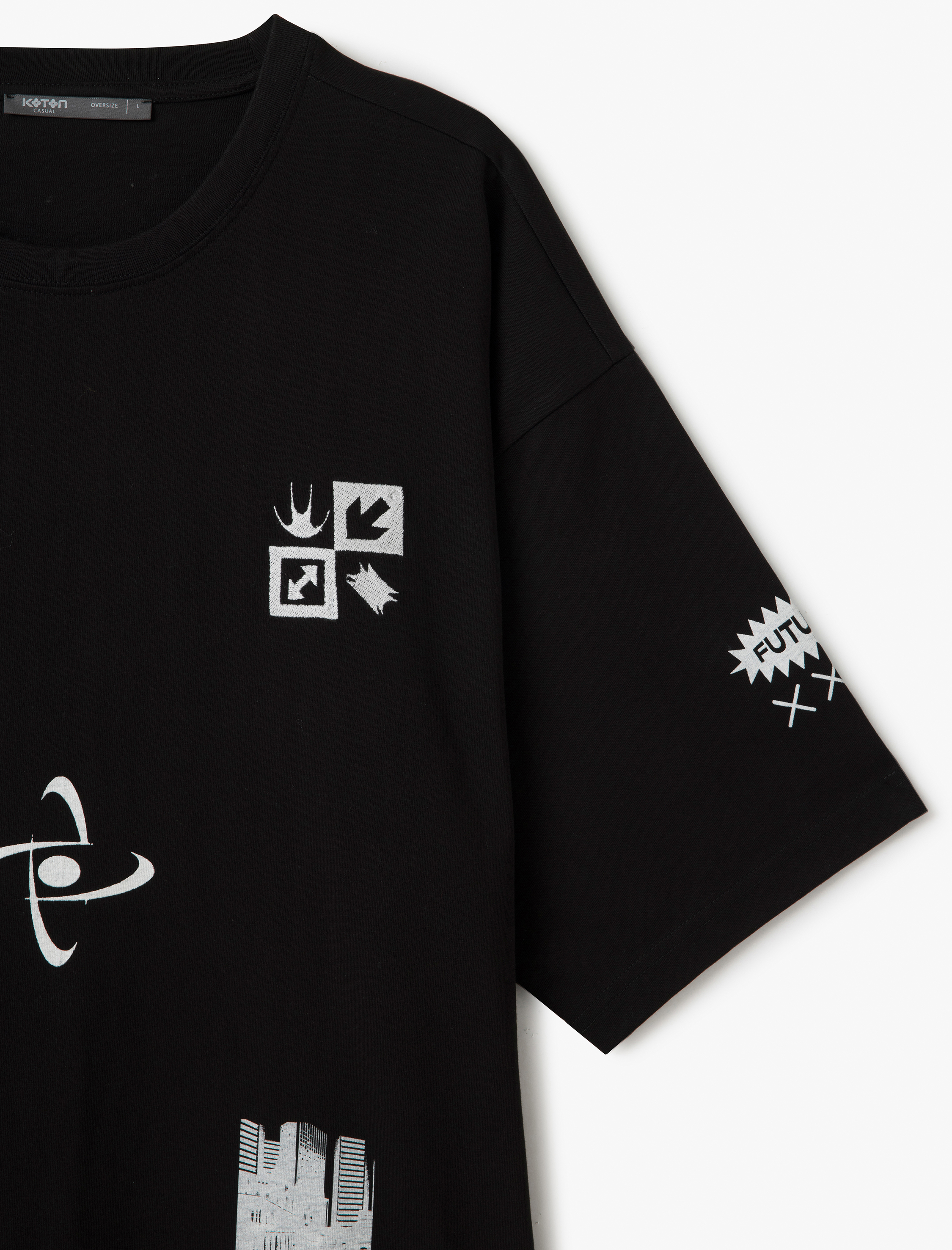   Kısa Kollu Bisiklet Yaka Pamuklu Tok Kumaş Arkası Baskılı Oversize Tişört