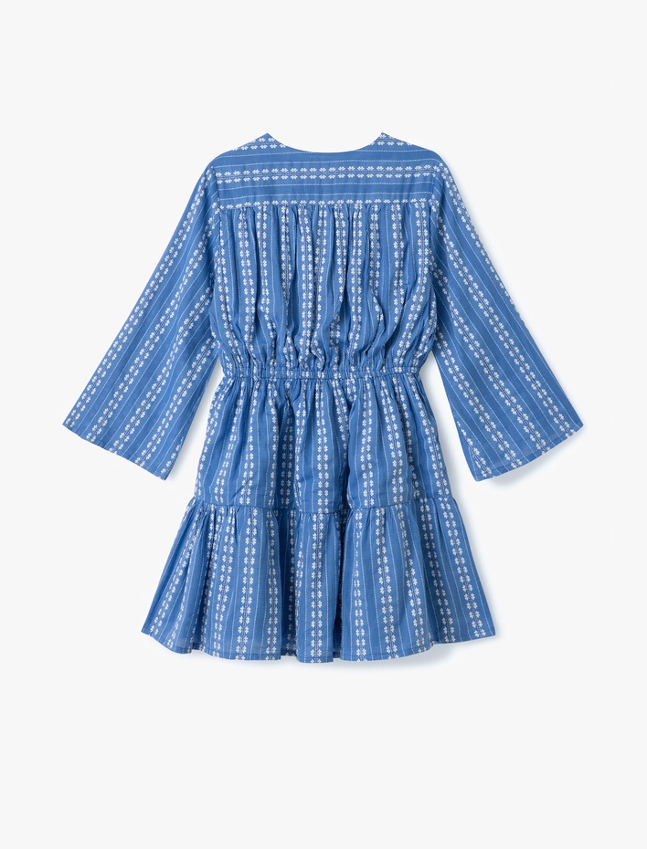  Nakışlı V Yaka Yarım Kol Bağcık Detaylı Düğmeli Mini Gömlek Elbise