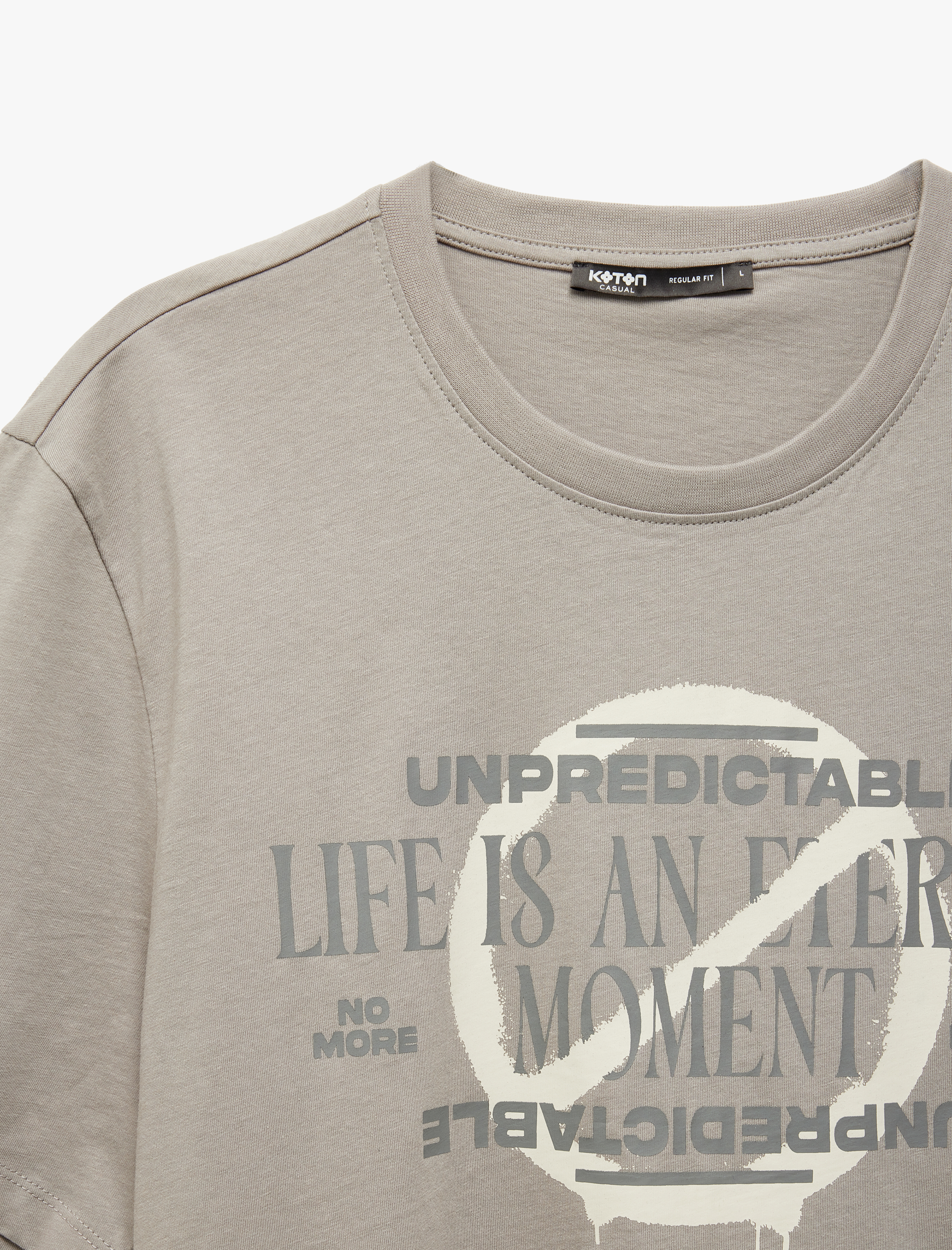   Bisiklet Yaka Pamuklu Regular Fit Kısa Kollu Slogan Baskılı Tişört