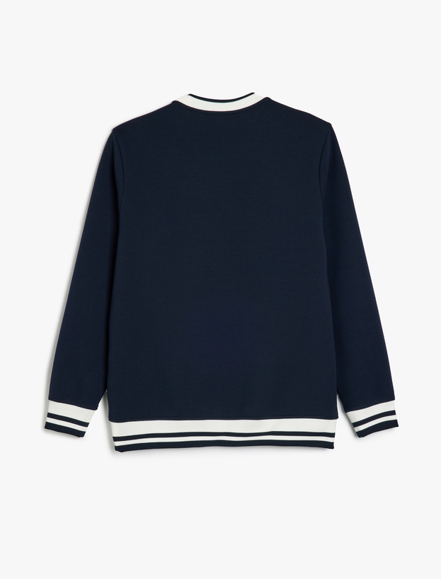 Bisiklet Yaka Pamuk Karışımlı Şerit Detaylı Slogan Baskılı Sweatshirt_3