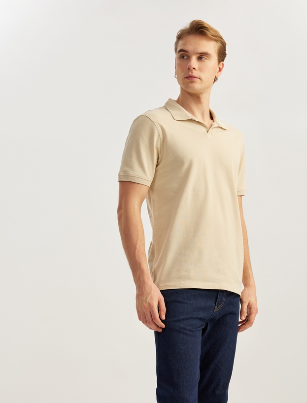 Pamuklu Pike Kumaş Kısa Kollu Regular Fit V Yaka Polo Tişört_0