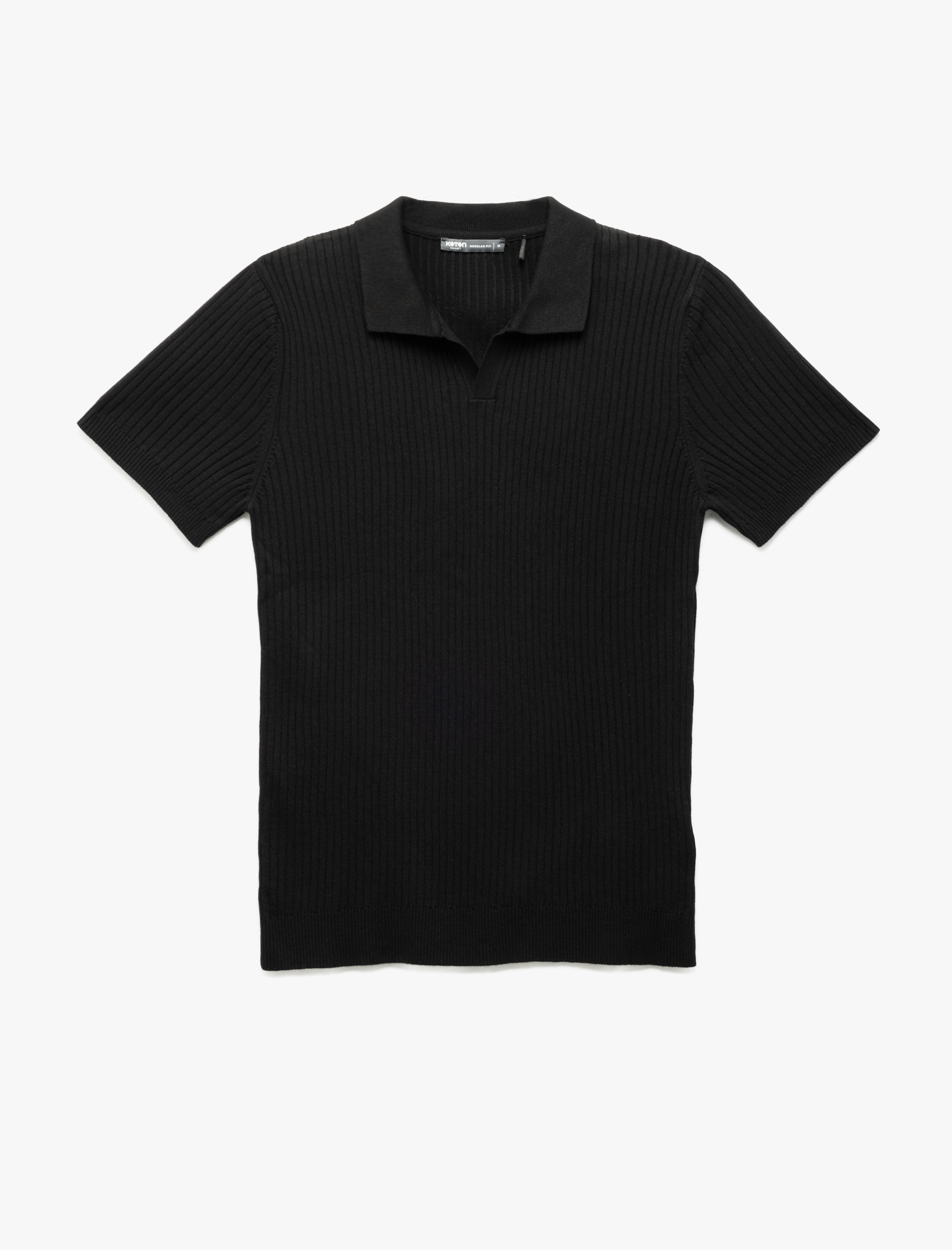 Polo V Yaka Dokulu Kısa Kollu Triko Tişört