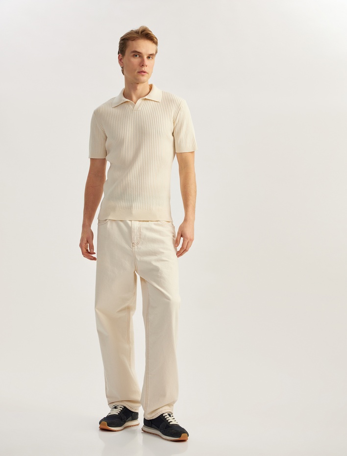  Polo V Yaka Dokulu Kısa Kollu Triko Tişört