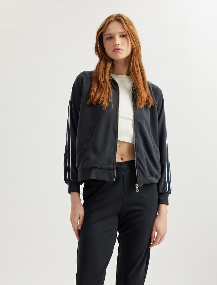  Modal Karışımlı Çizgili Cepli Dik Yaka Tam Fermuarlı Sweatshirt