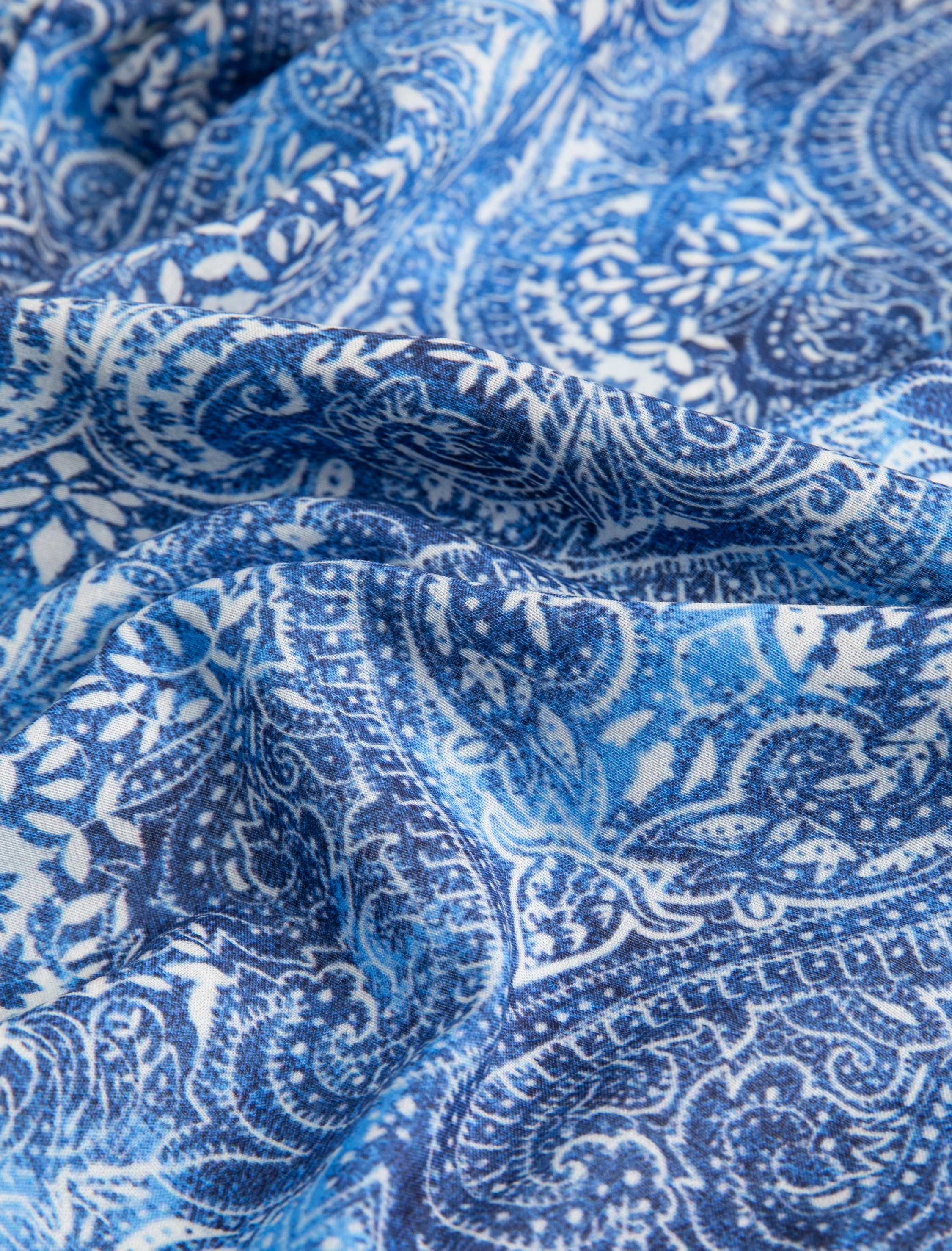  Kadın Etnik Desenli Kare Şal