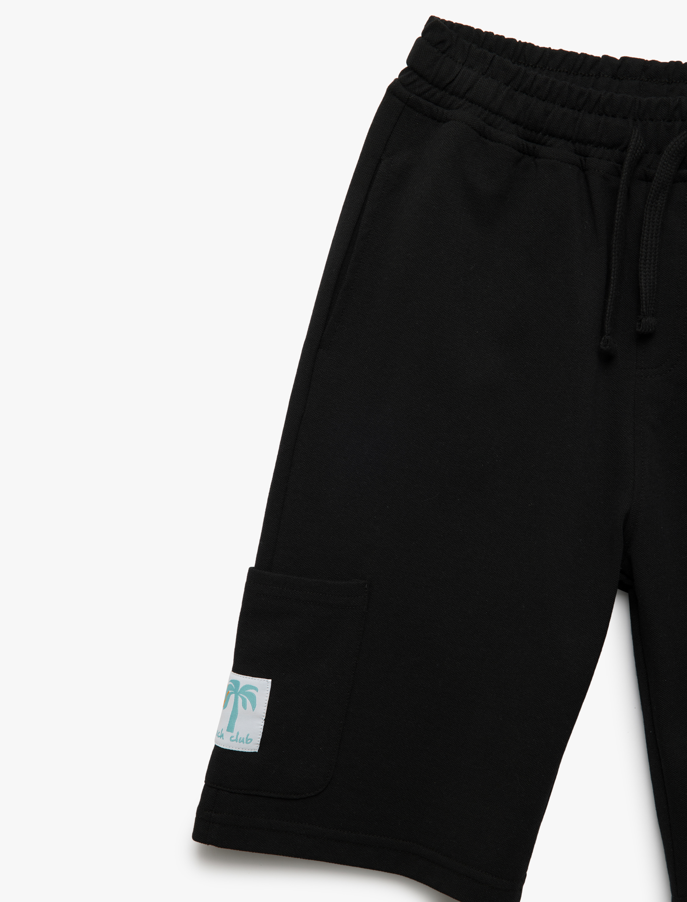  Erkek Çocuk Pamuklu Aplikeli Cep Detaylı Beli Bağlamalı Şort