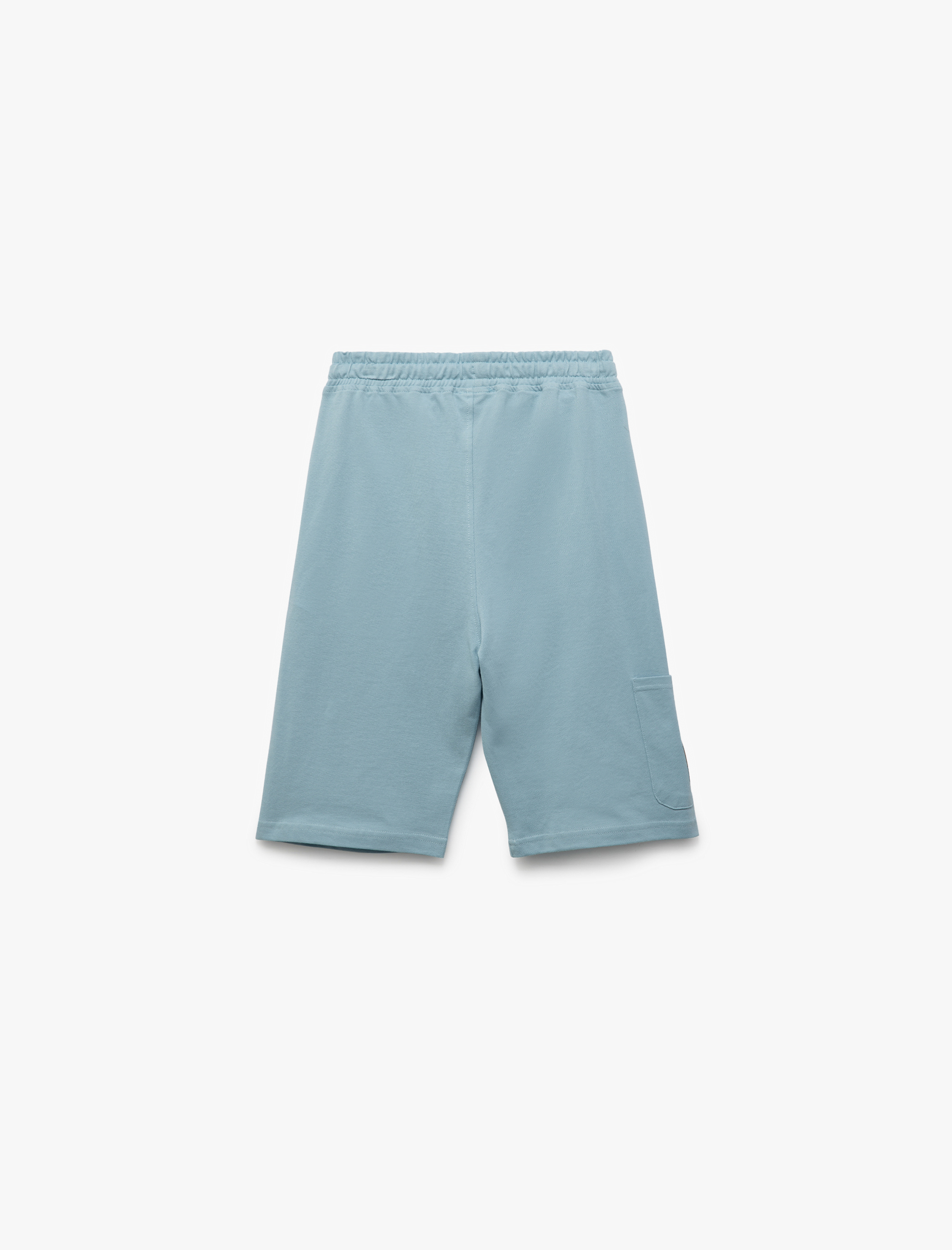  Erkek Çocuk Pamuklu Aplikeli Cep Detaylı Beli Bağlamalı Şort